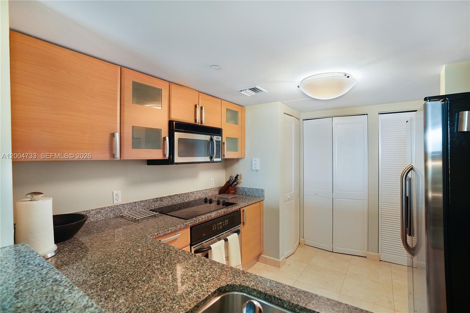 2101 Brickell Ave # 1812
