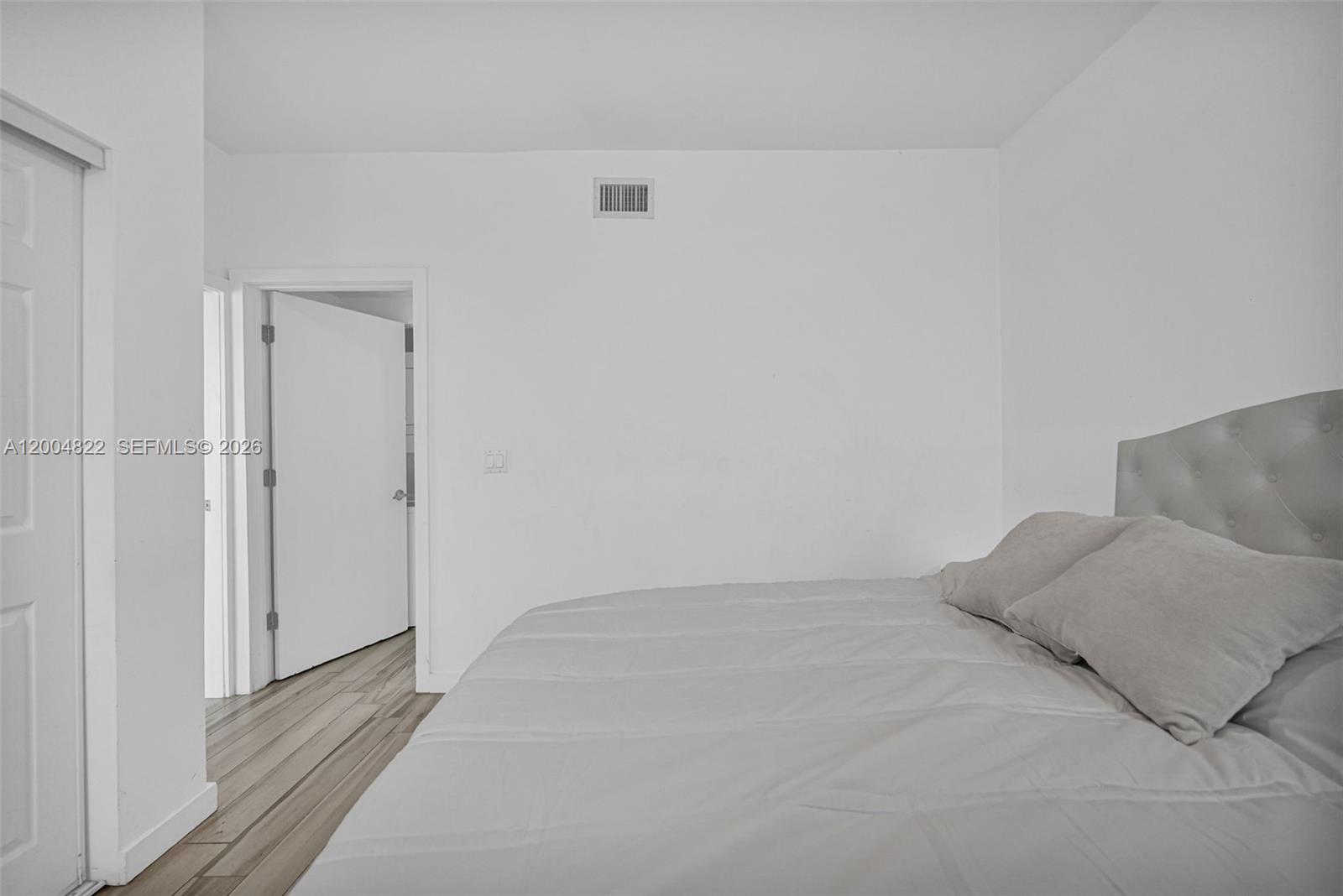 1560 Meridian Ave # 207