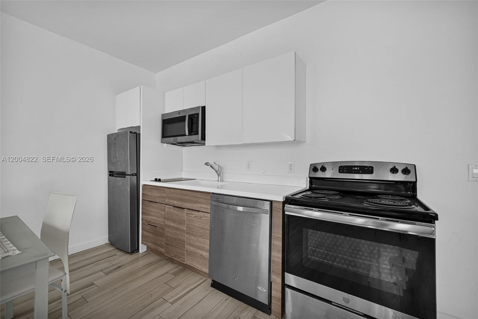 1560 Meridian Ave # 207