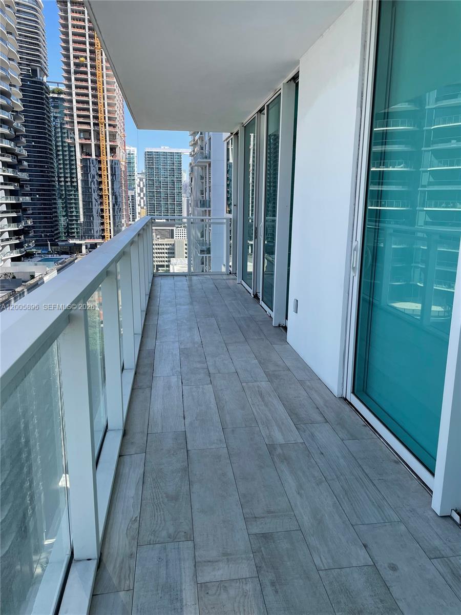 1080 Brickell Av # 2209