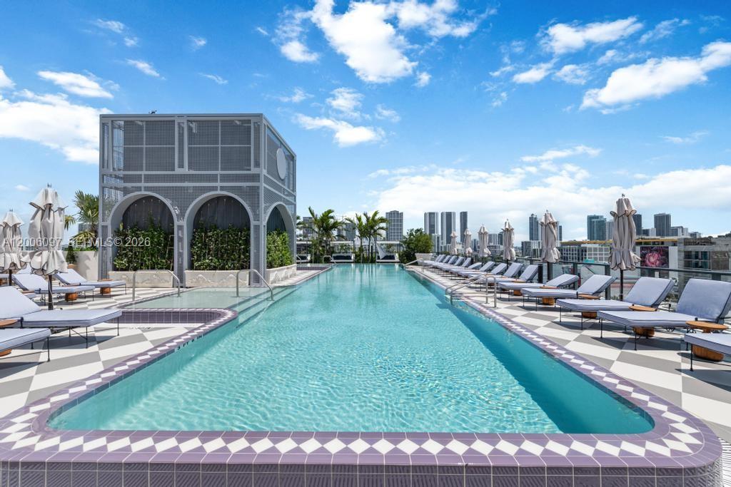 2700 NW 2 # 238