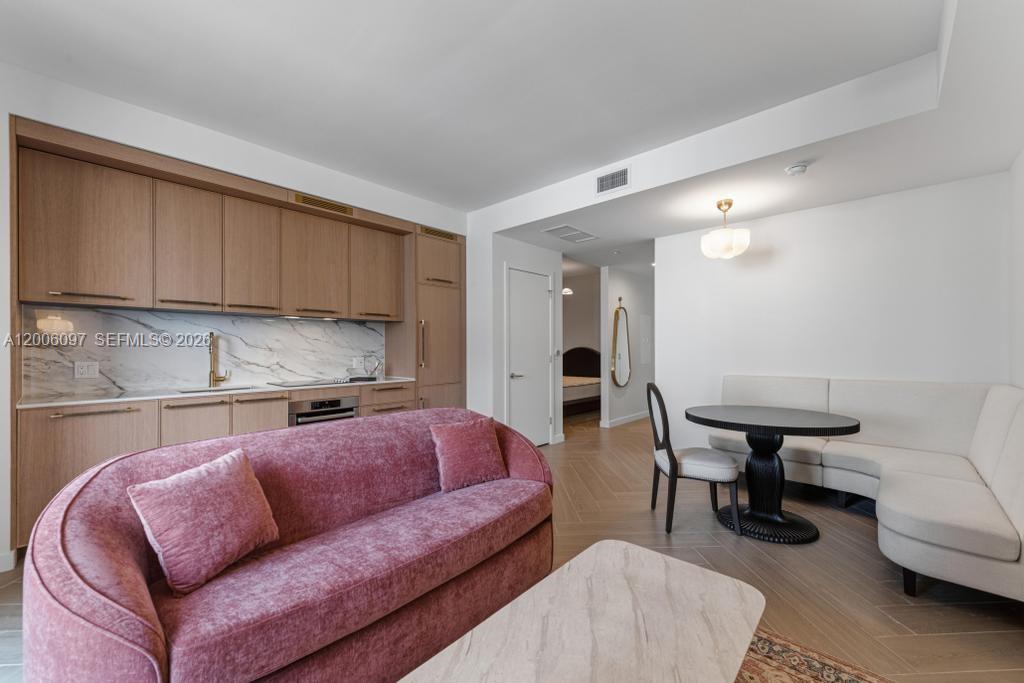 2700 NW 2 # 238