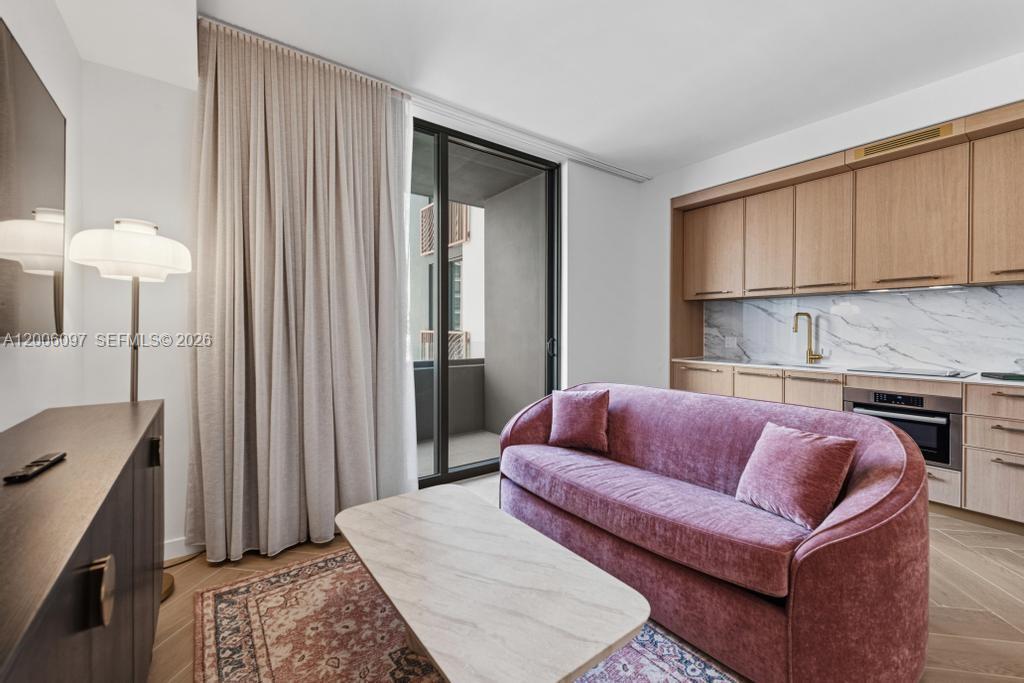 2700 NW 2 # 238