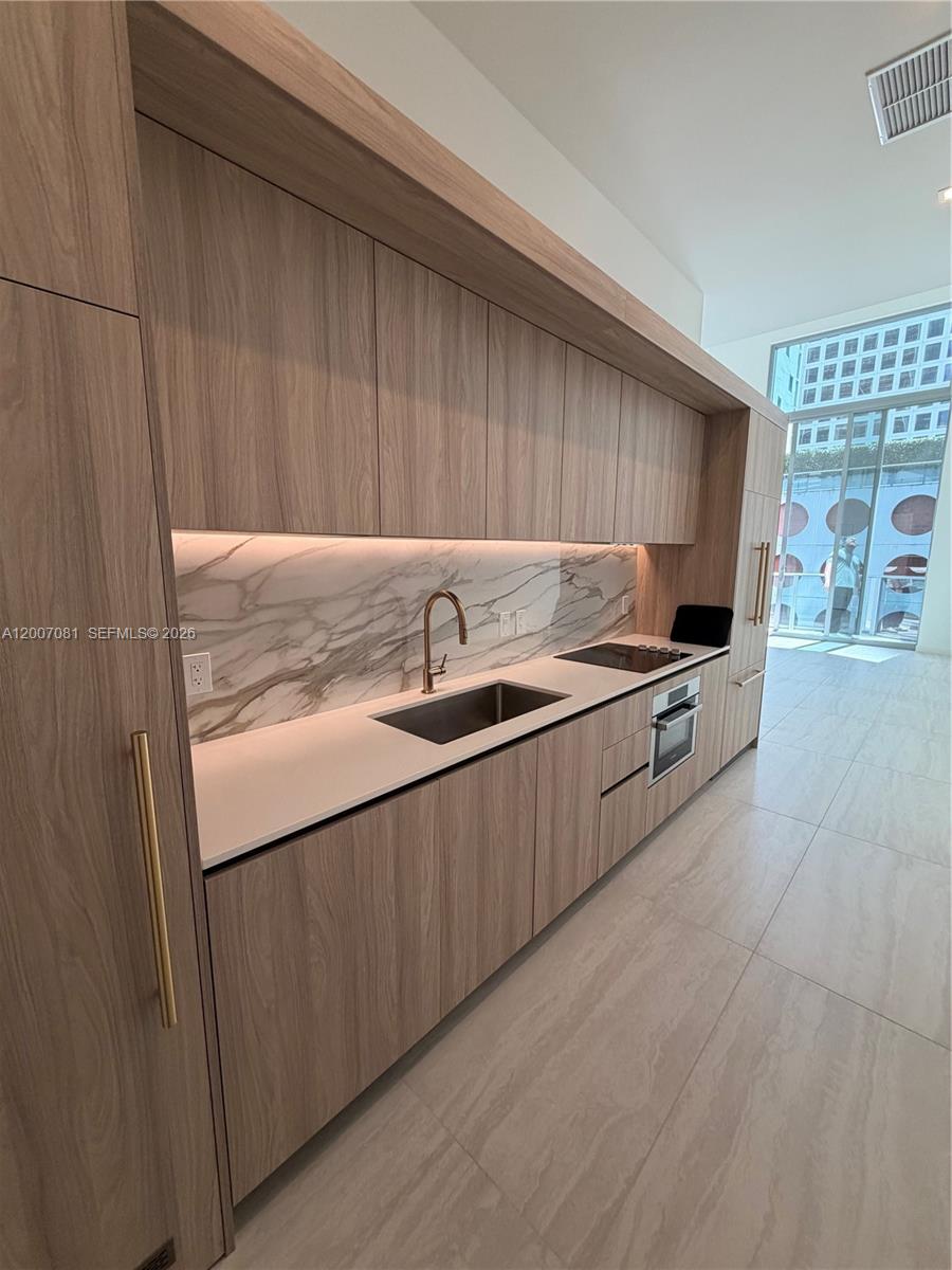 77 SE 5th Street # 1014