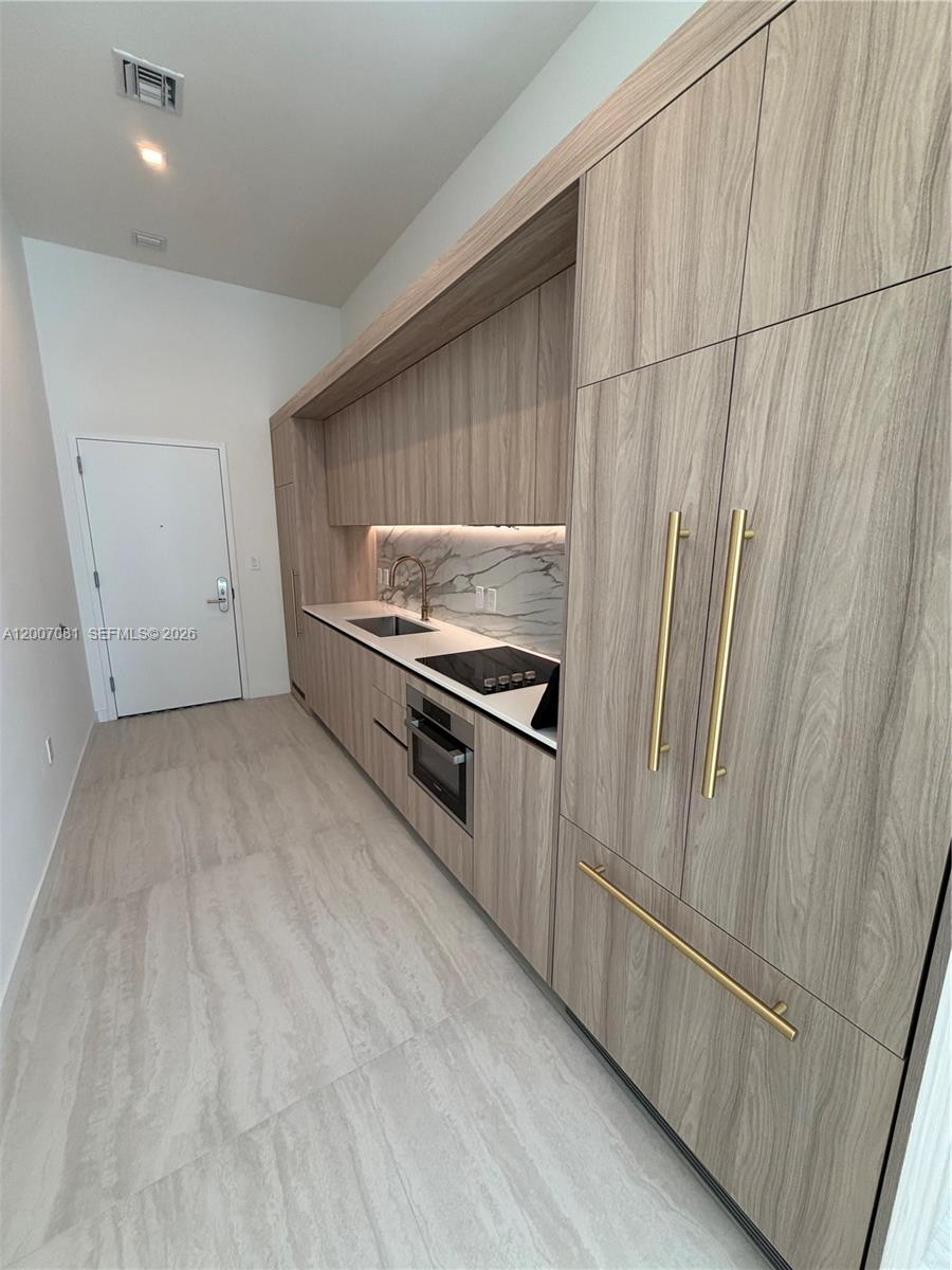 77 SE 5th Street # 1014