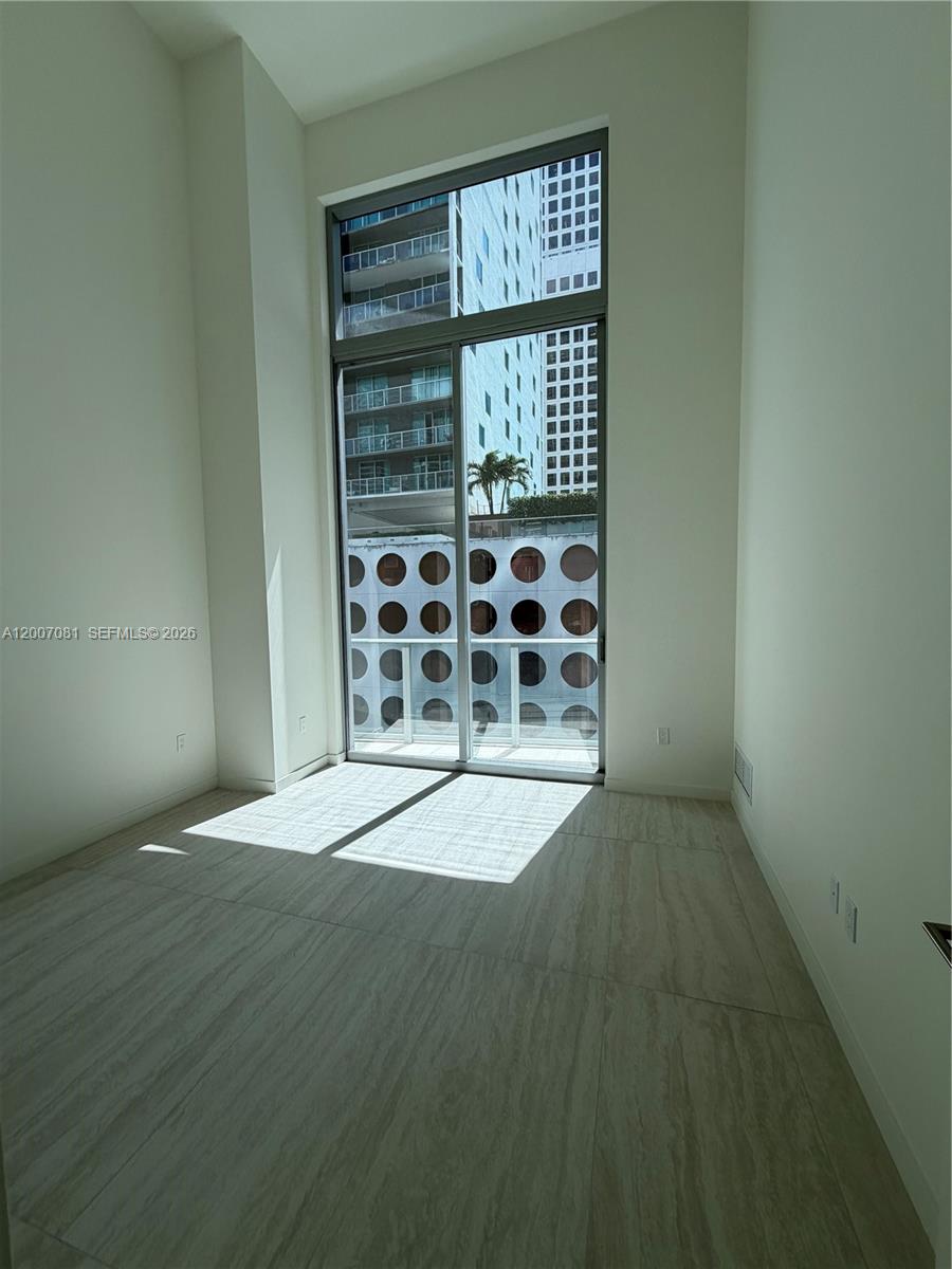 77 SE 5th Street # 1014