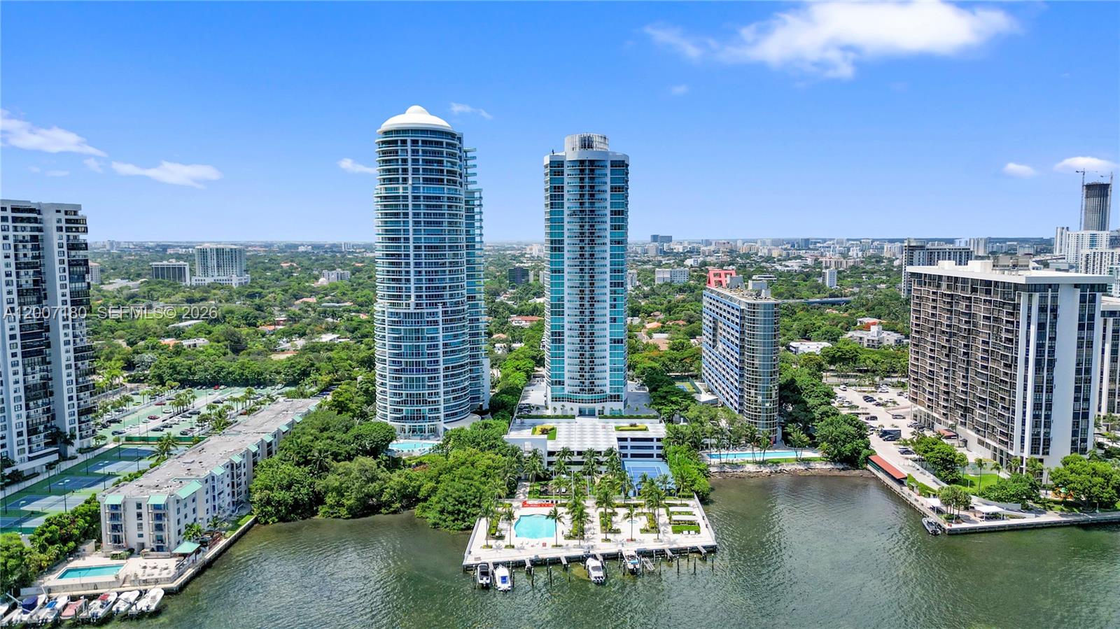 2101 Brickell Ave # 2305