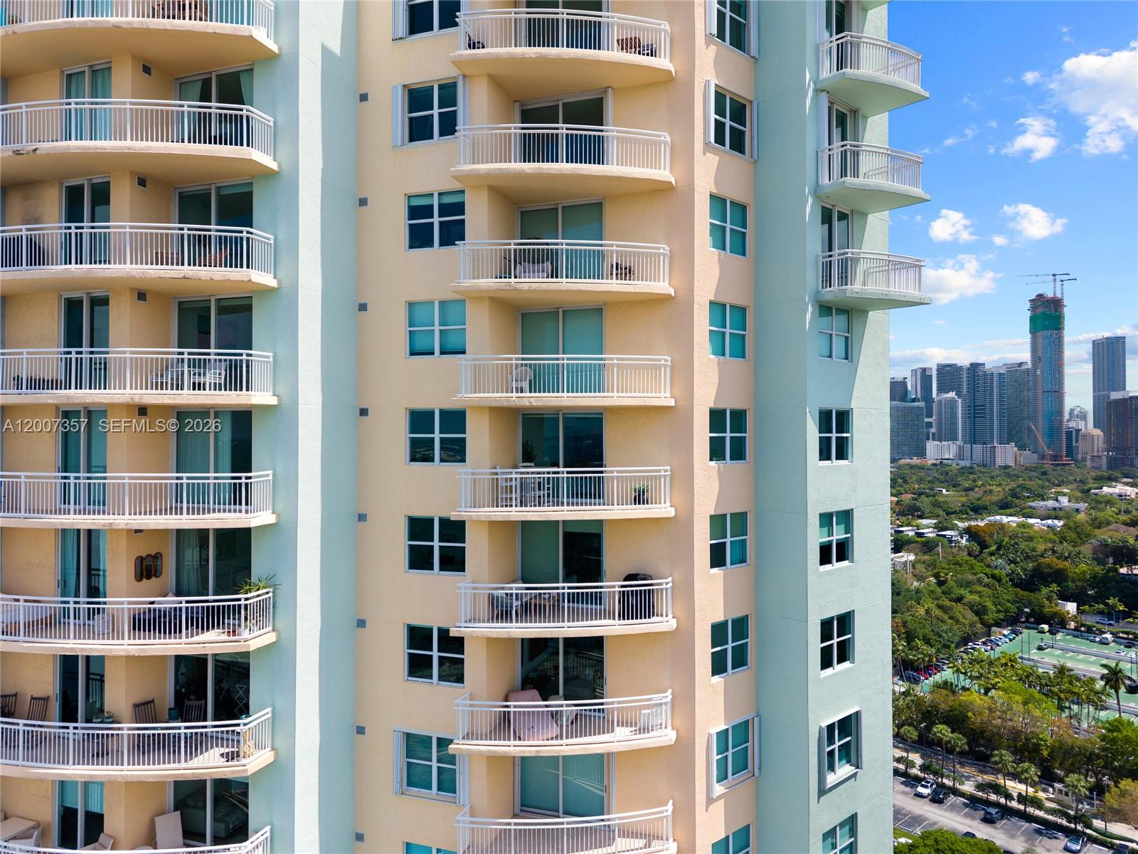 2475 Brickell Ave # 2207