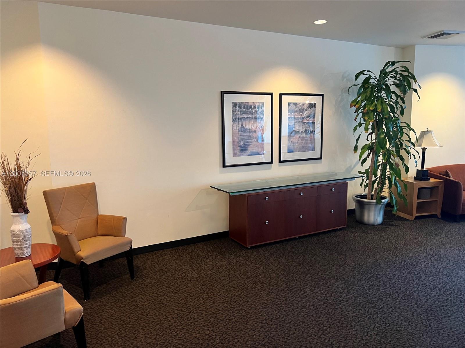 2475 Brickell Ave # 2207