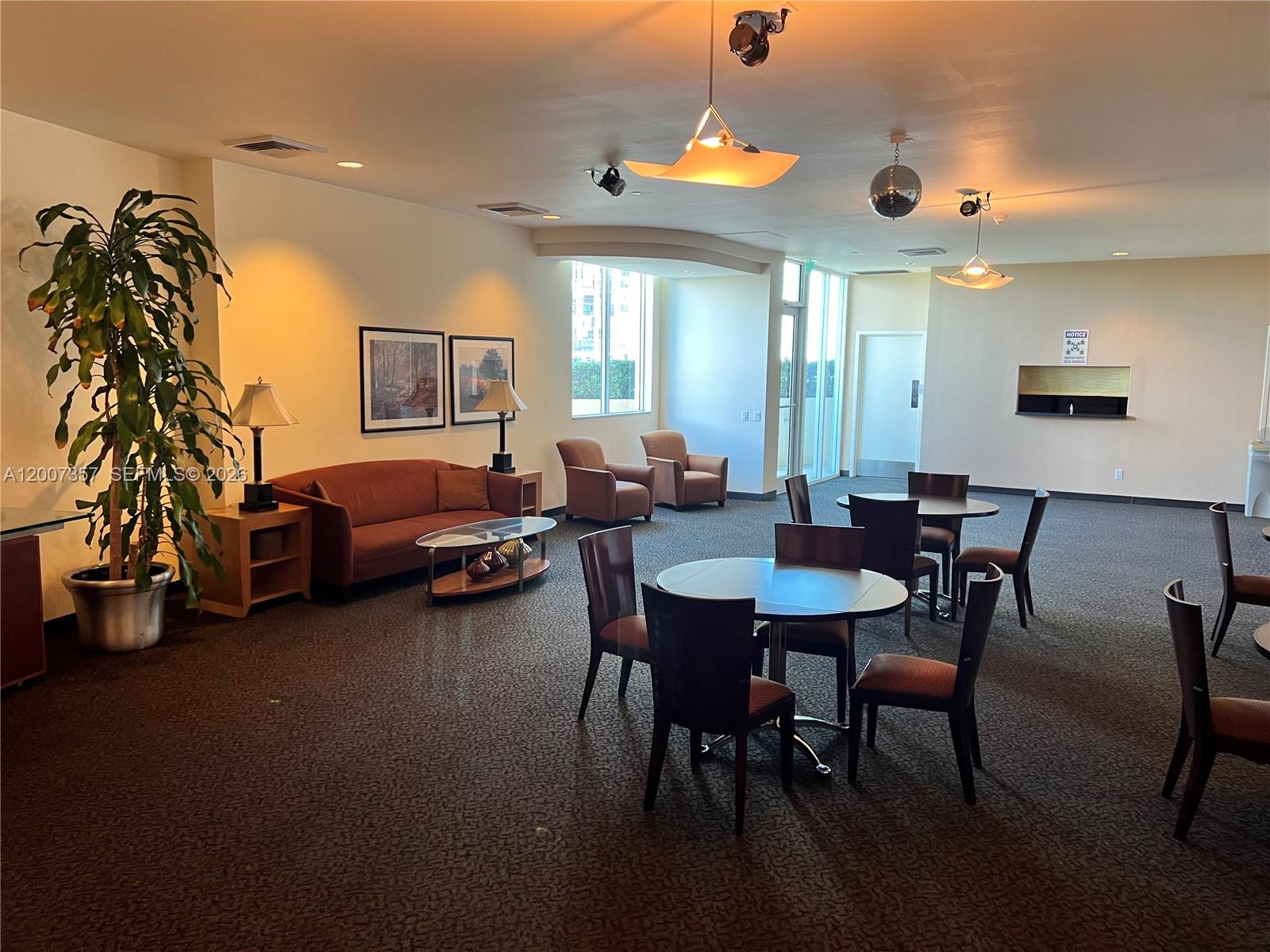 2475 Brickell Ave # 2207