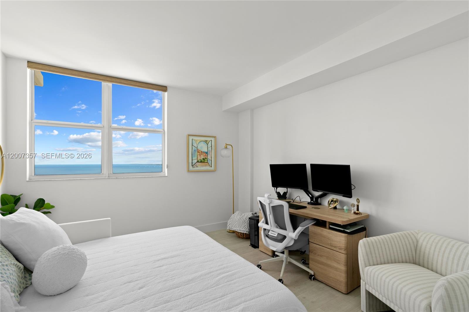 2475 Brickell Ave # 2207