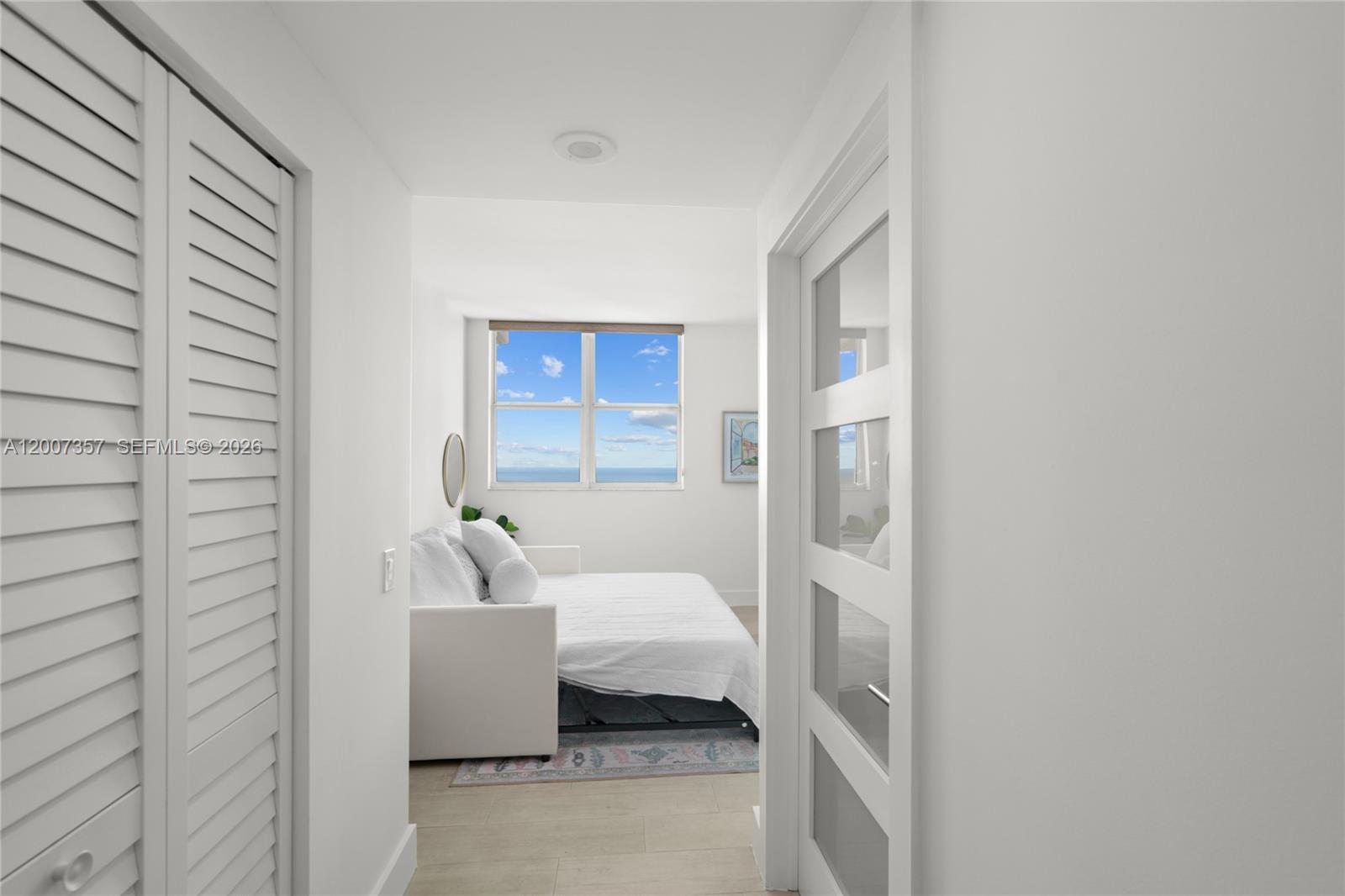 2475 Brickell Ave # 2207