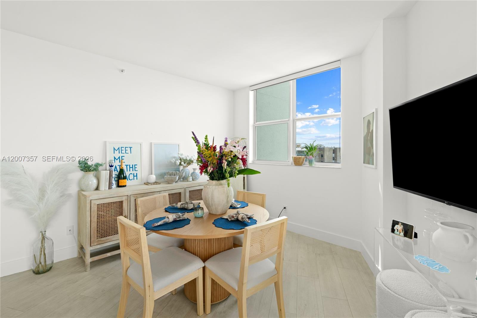 2475 Brickell Ave # 2207