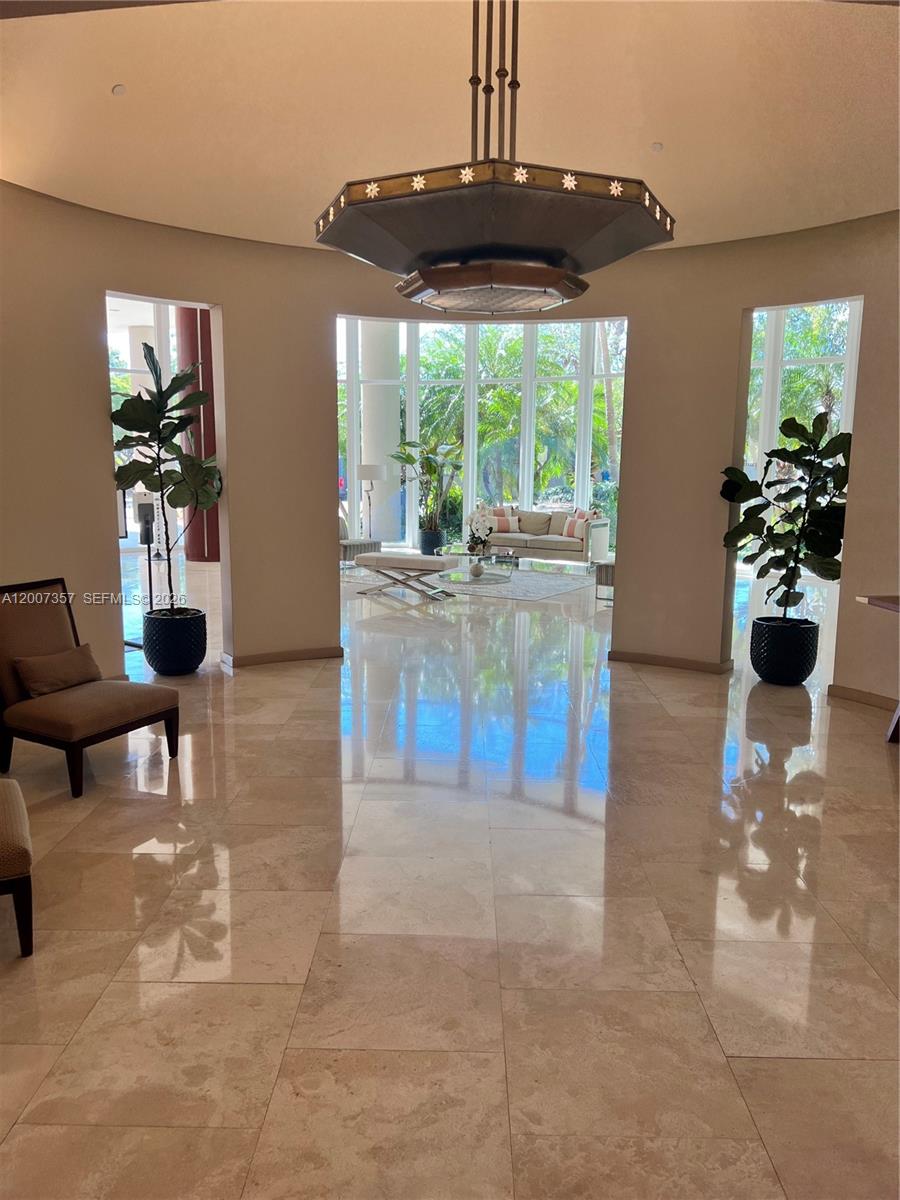 2475 Brickell Ave # 2207