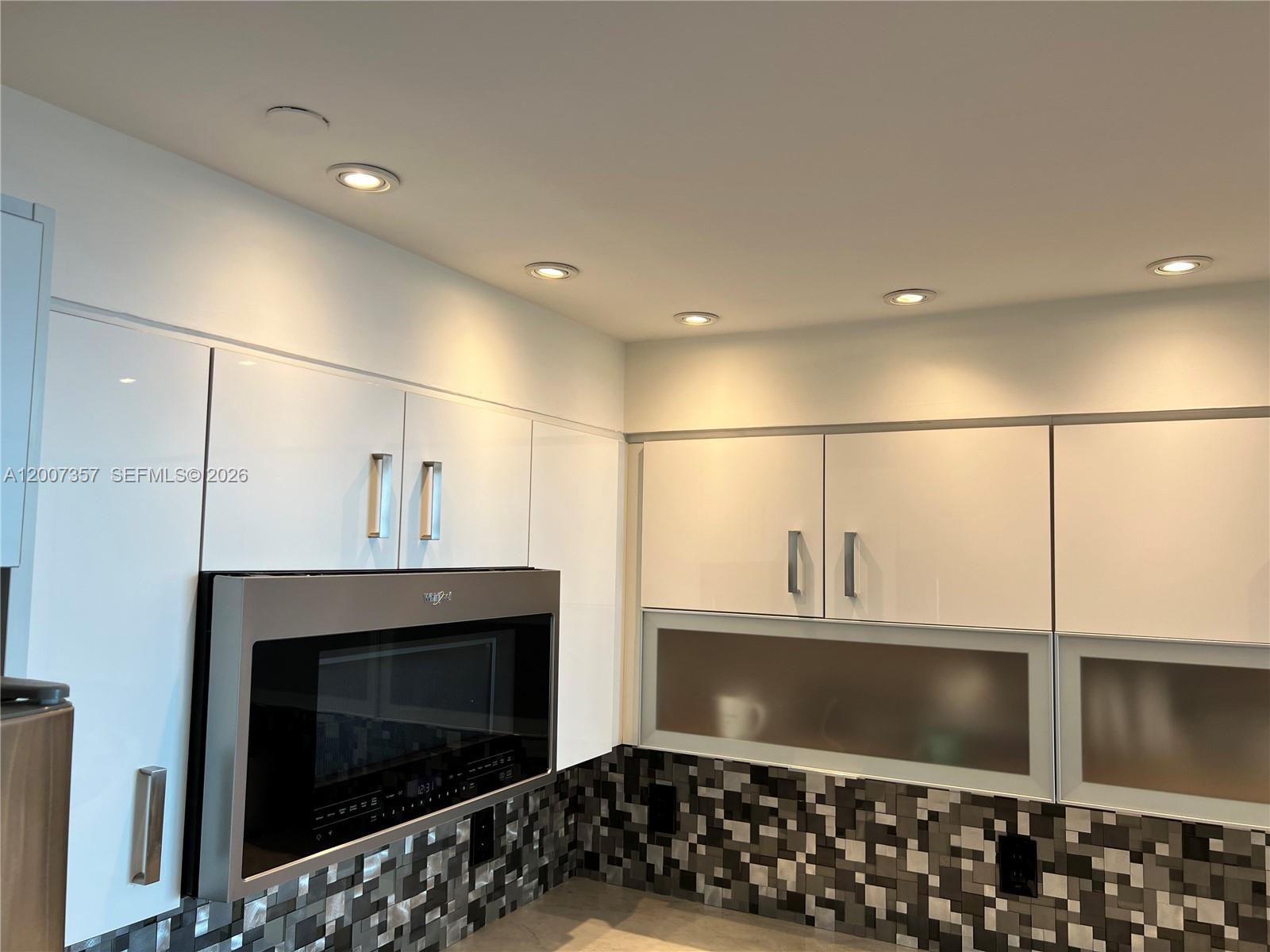 2475 Brickell Ave # 2207