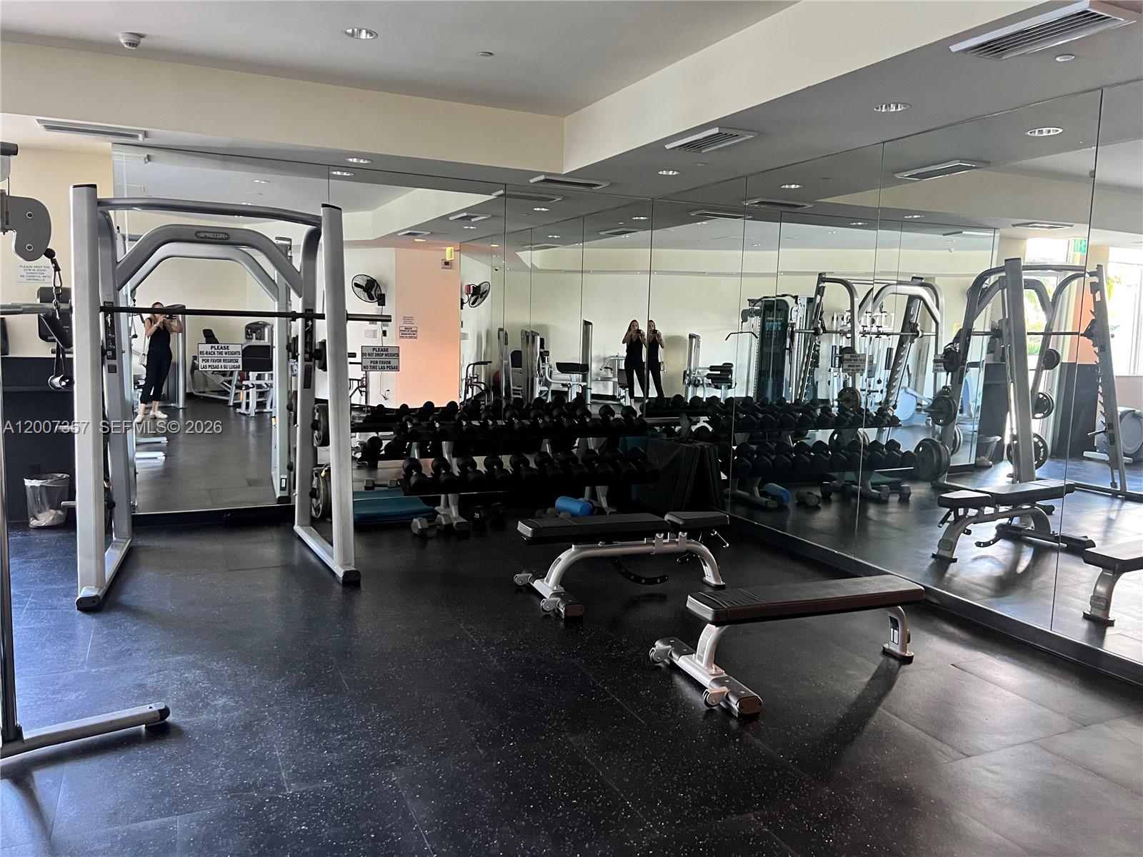 2475 Brickell Ave # 2207