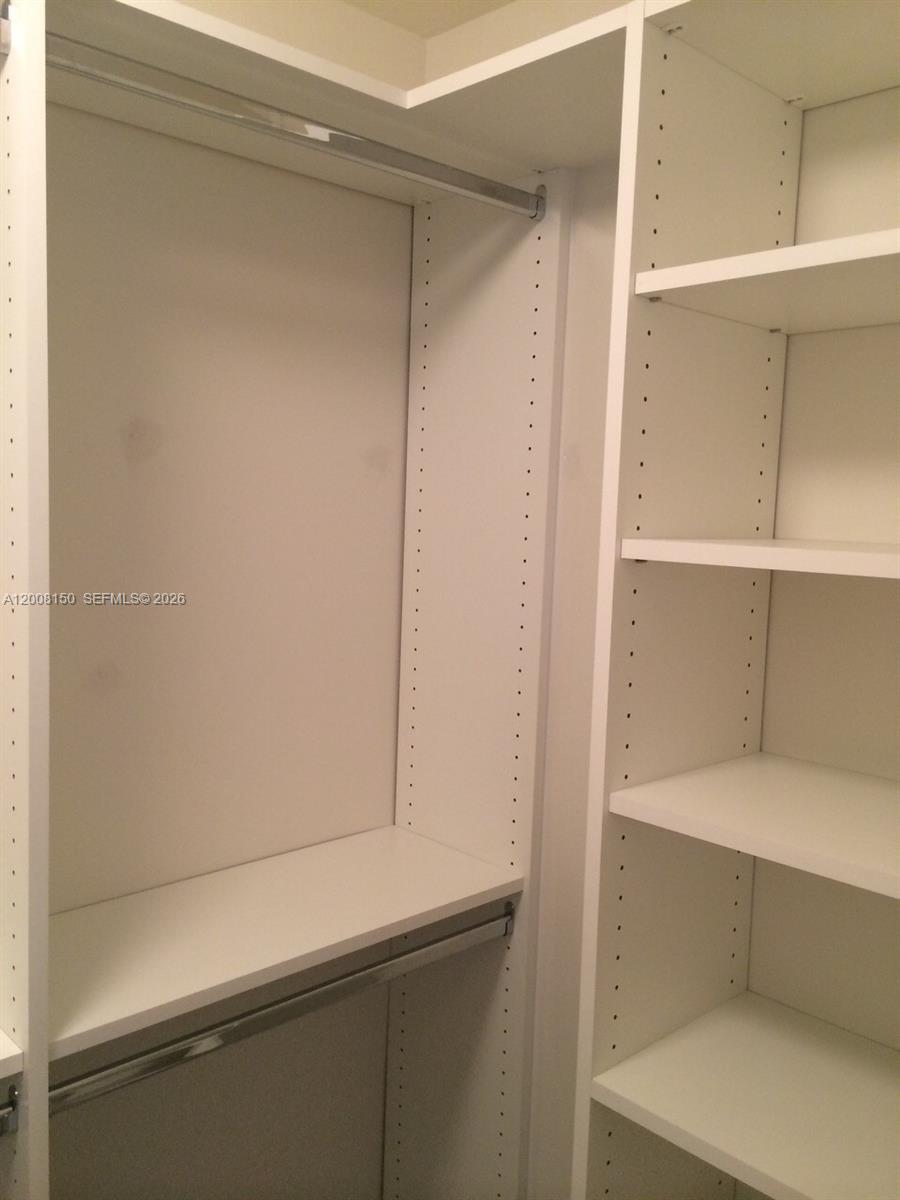 999 SW 1st Ave # 2708