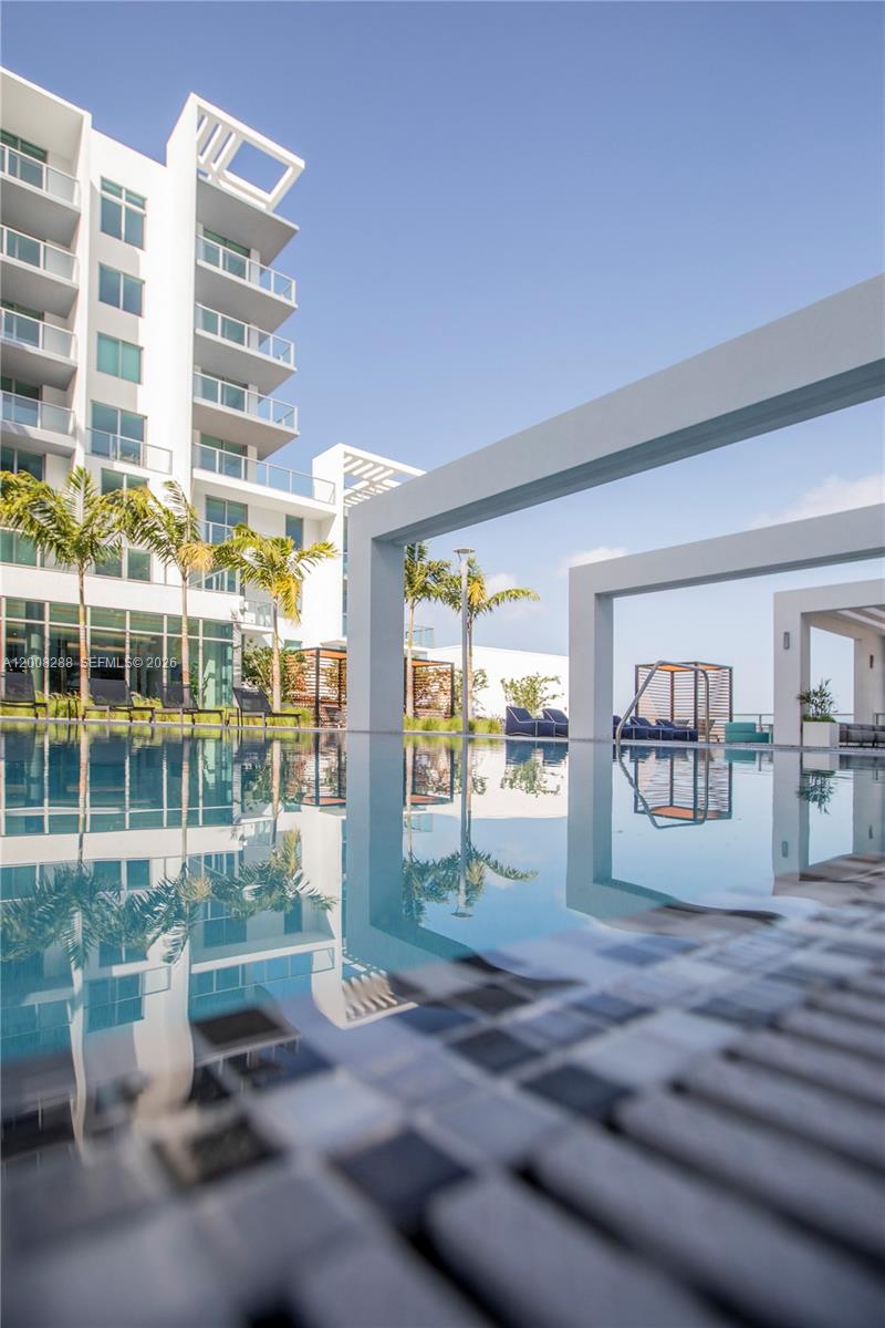 3900 Biscayne Blvd # 906 Unit: S-906