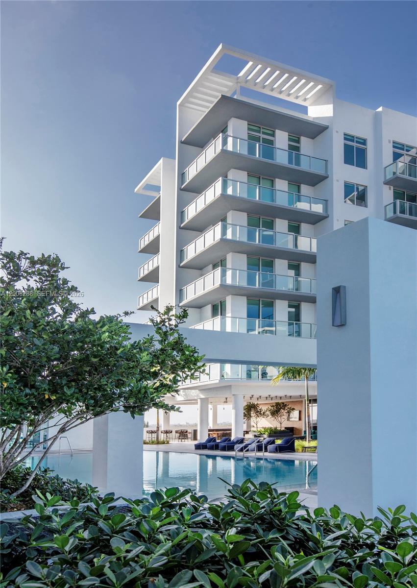 3900 Biscayne Blvd # 906 Unit: S-906