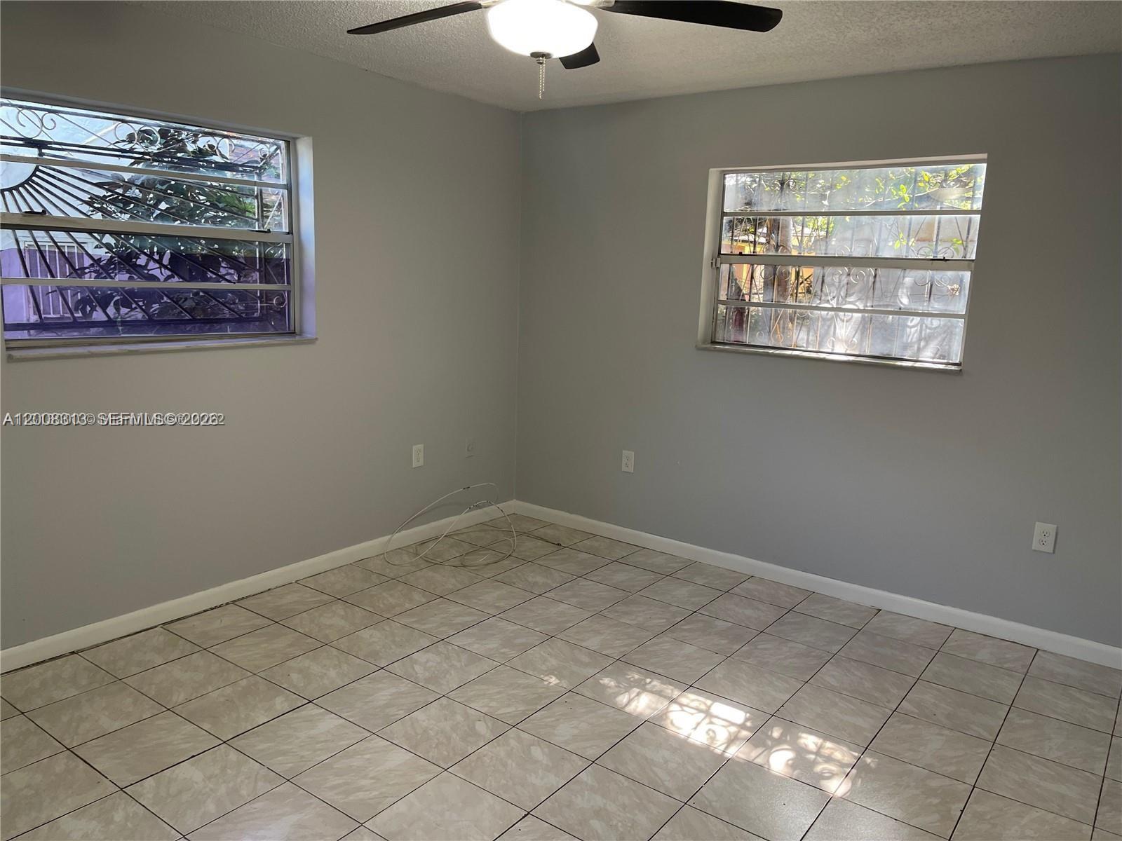 1074 NW 27th St