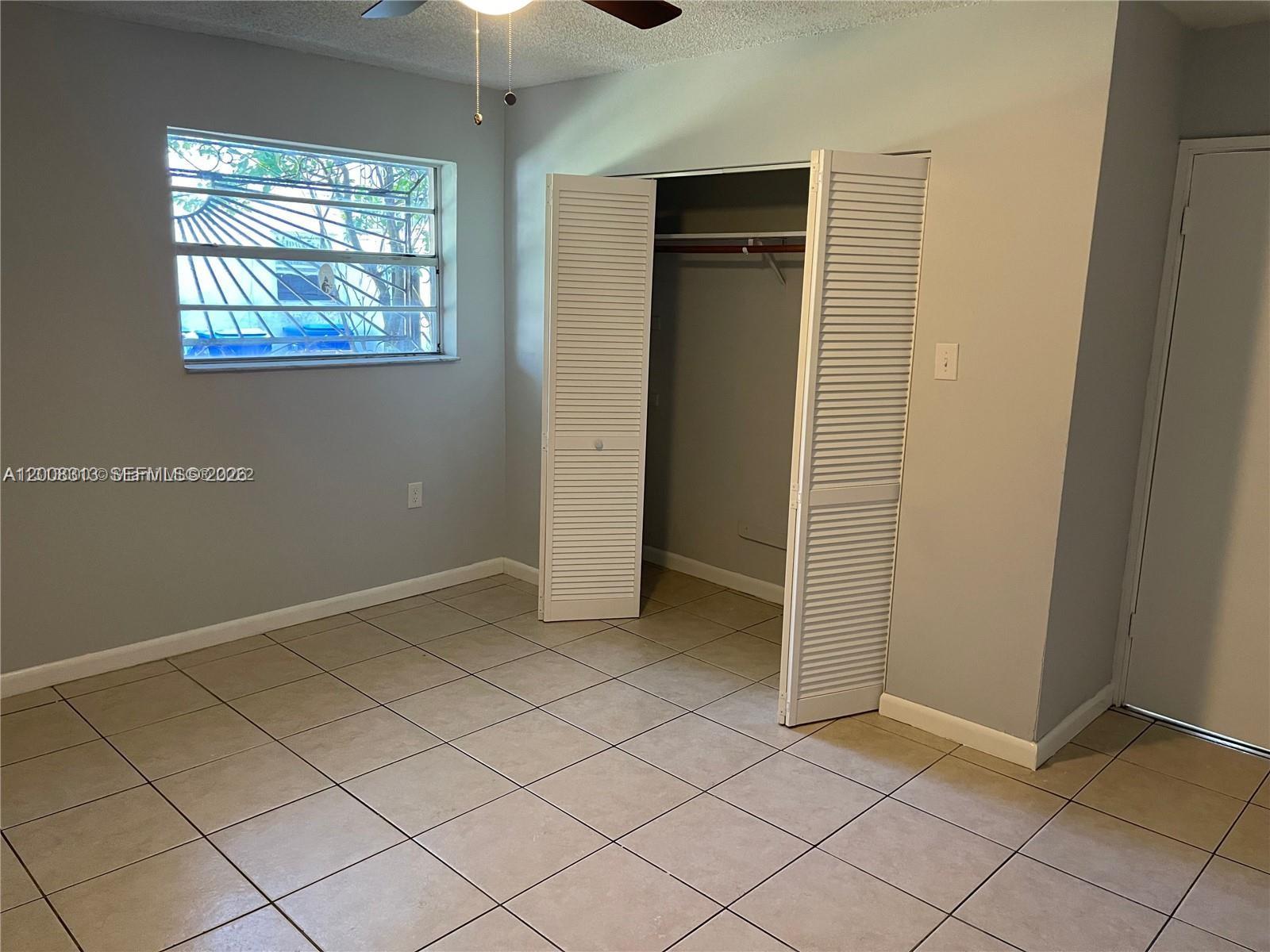 1074 NW 27th St