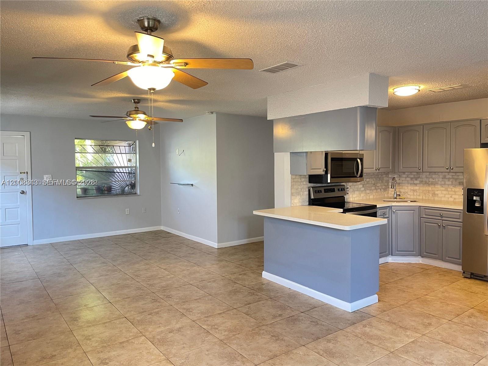 1074 NW 27th St