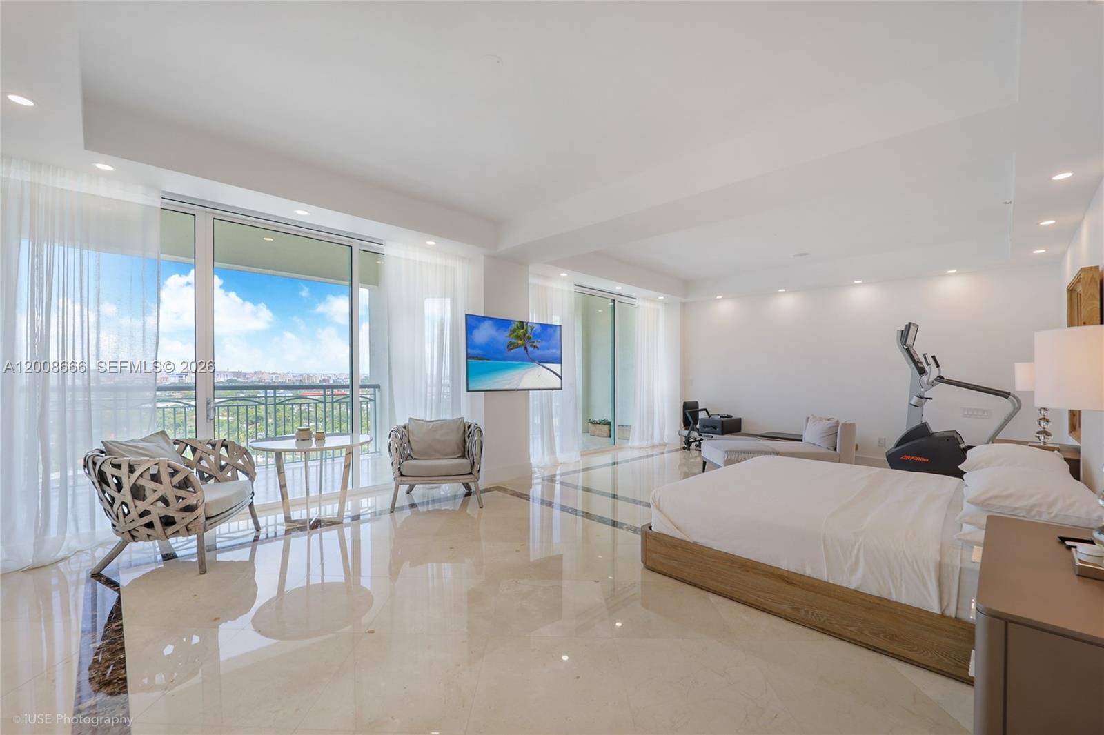 3400 SW 27th Ave # 2202