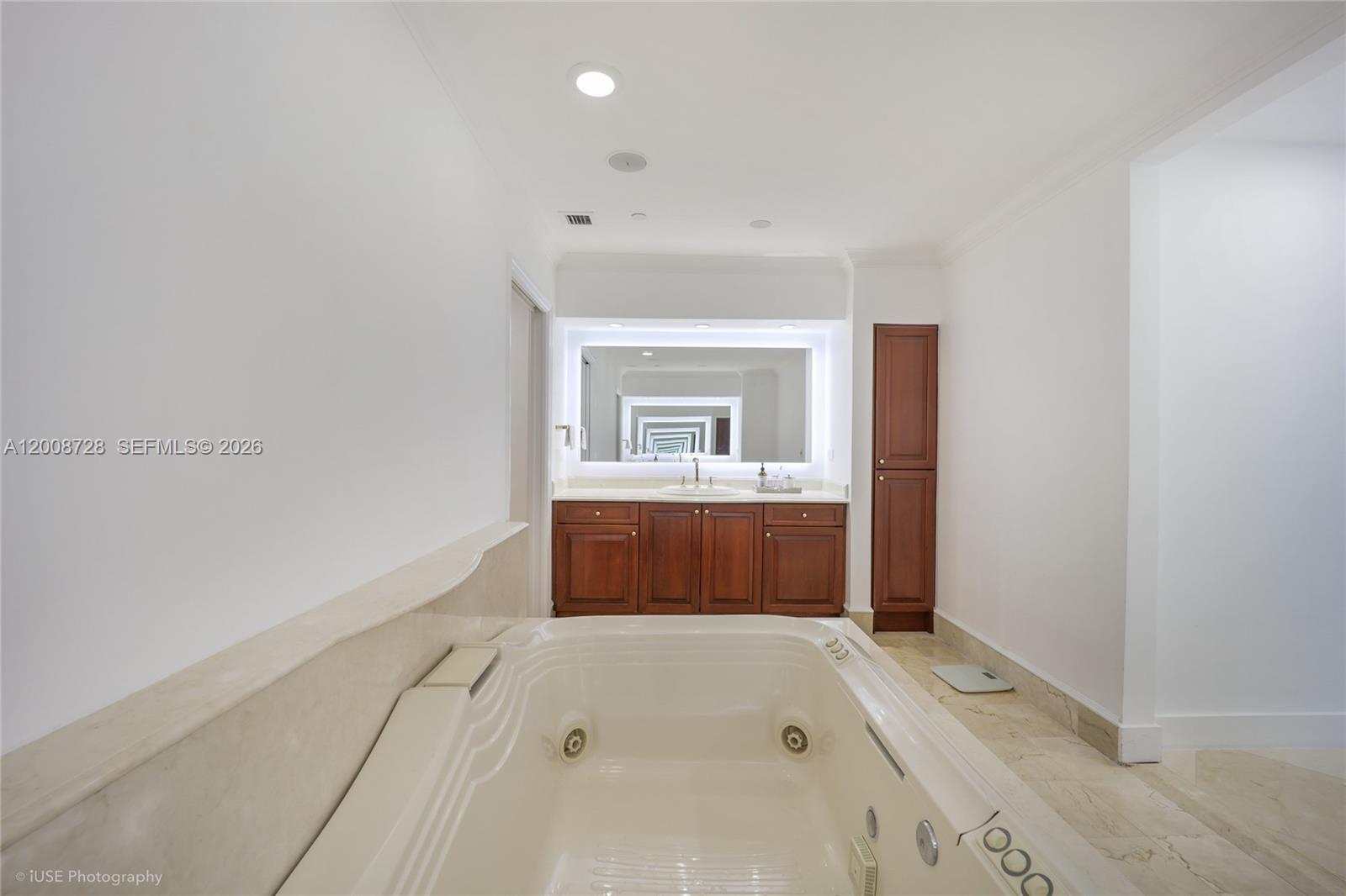 3400 SW 27th Ave # 2202