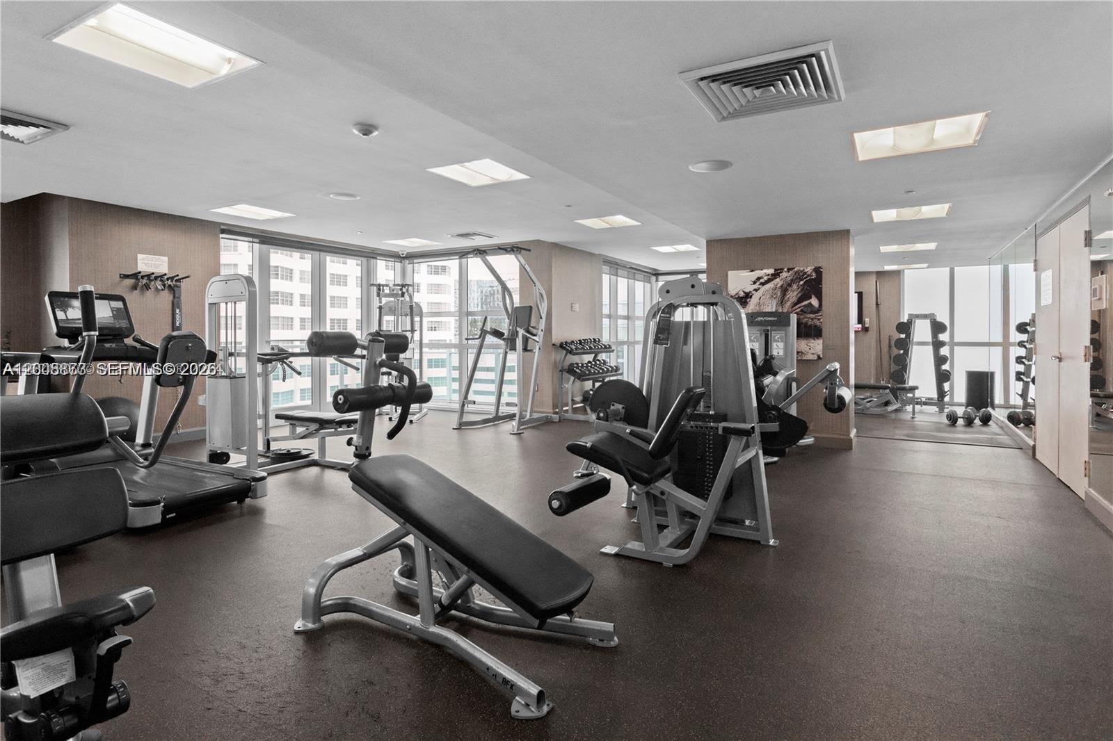 950 Brickell Bay Dr # 501