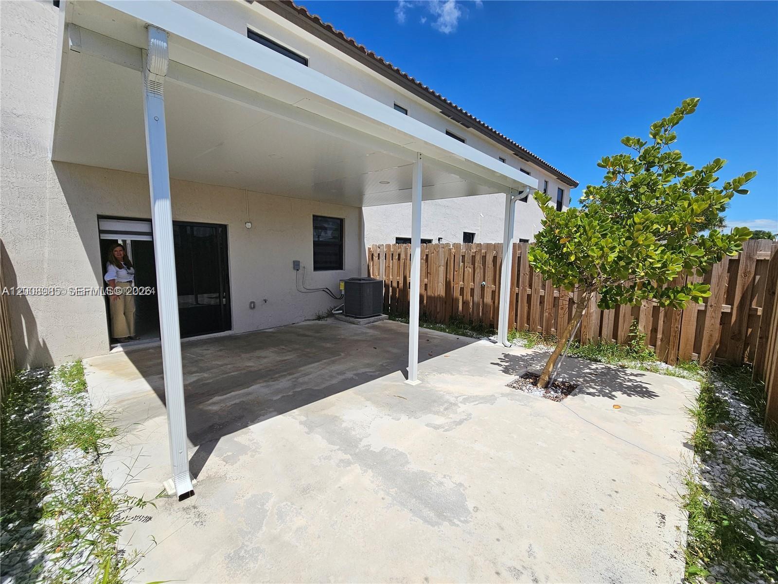 11816 SW 247th Ter