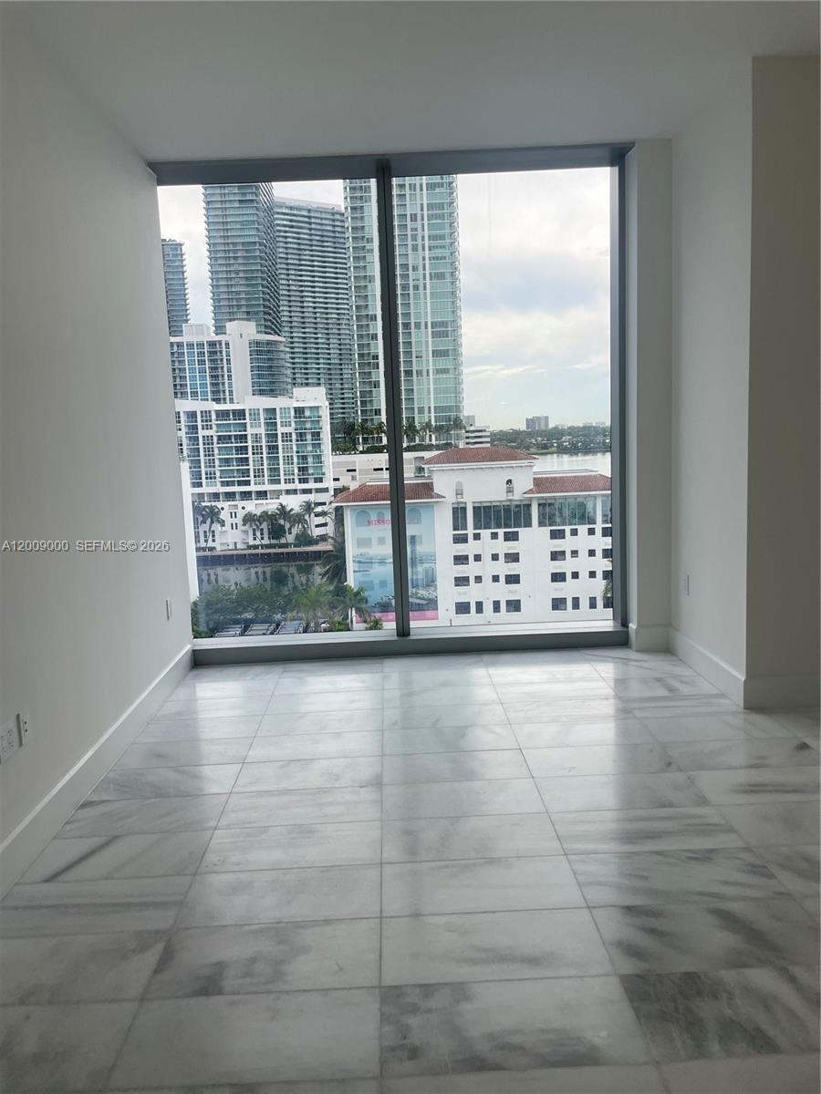 700 NE 26th Ter # 806