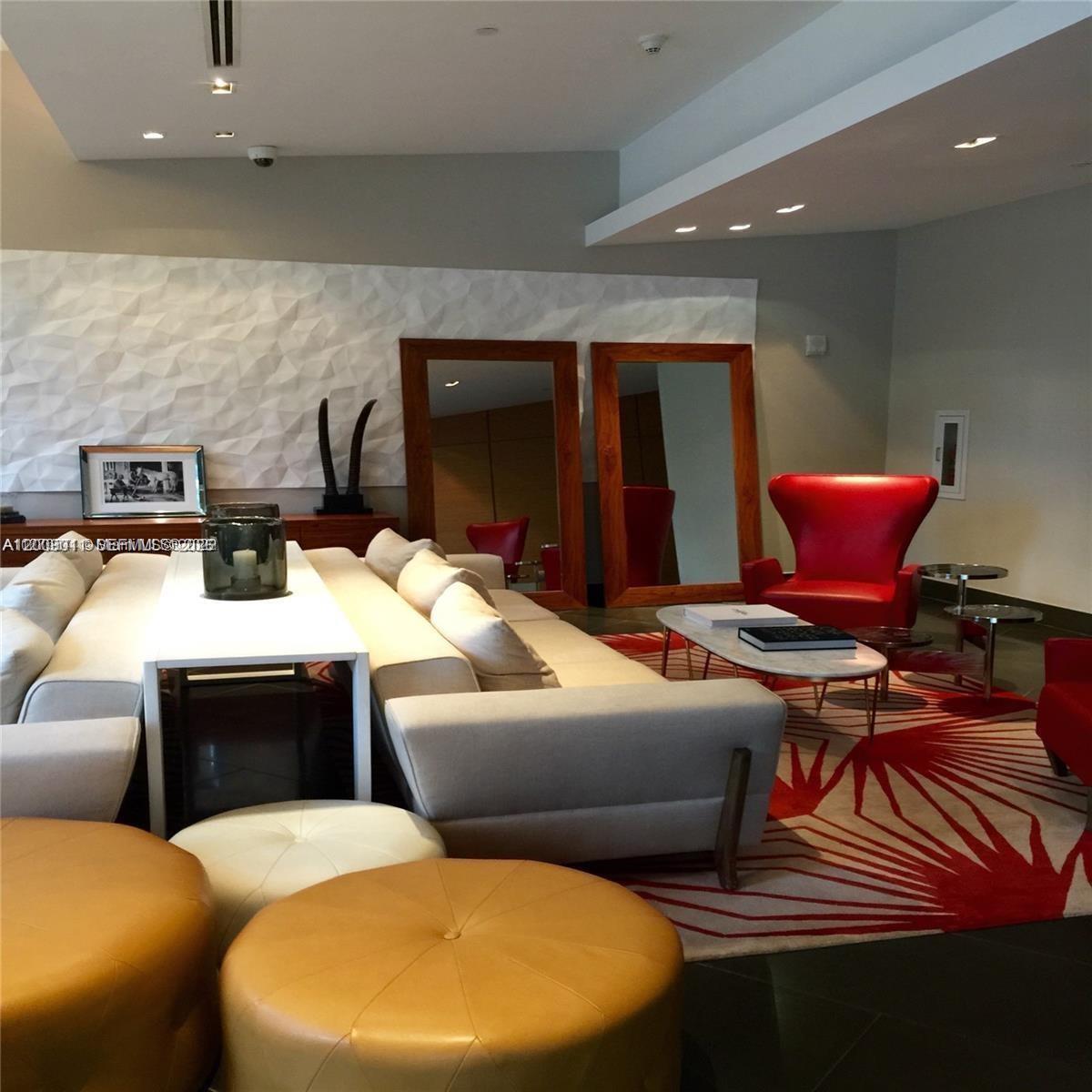 3301 NE 1 AV # H2005