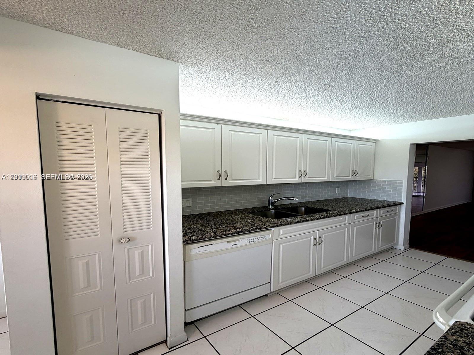1400 SW 124th Ter # 402Q