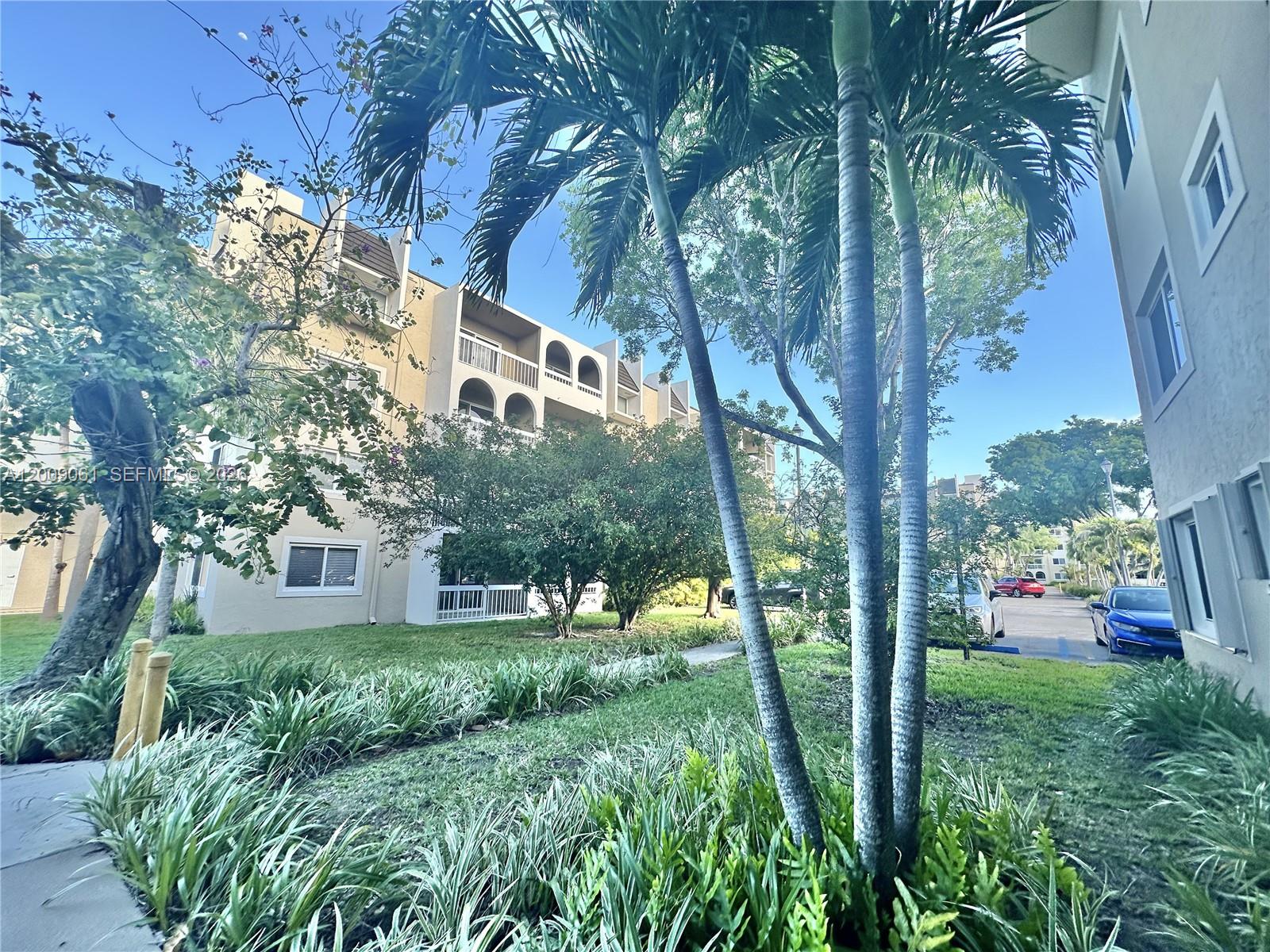 7860 Camino Real # L410