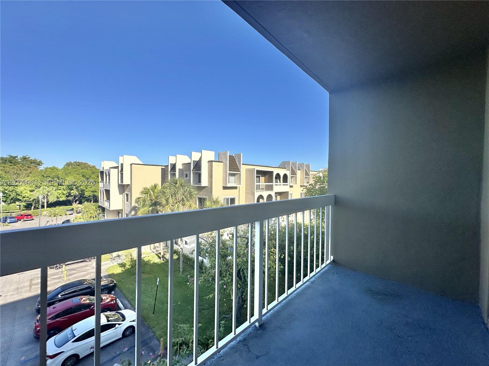7860 Camino Real # L410
