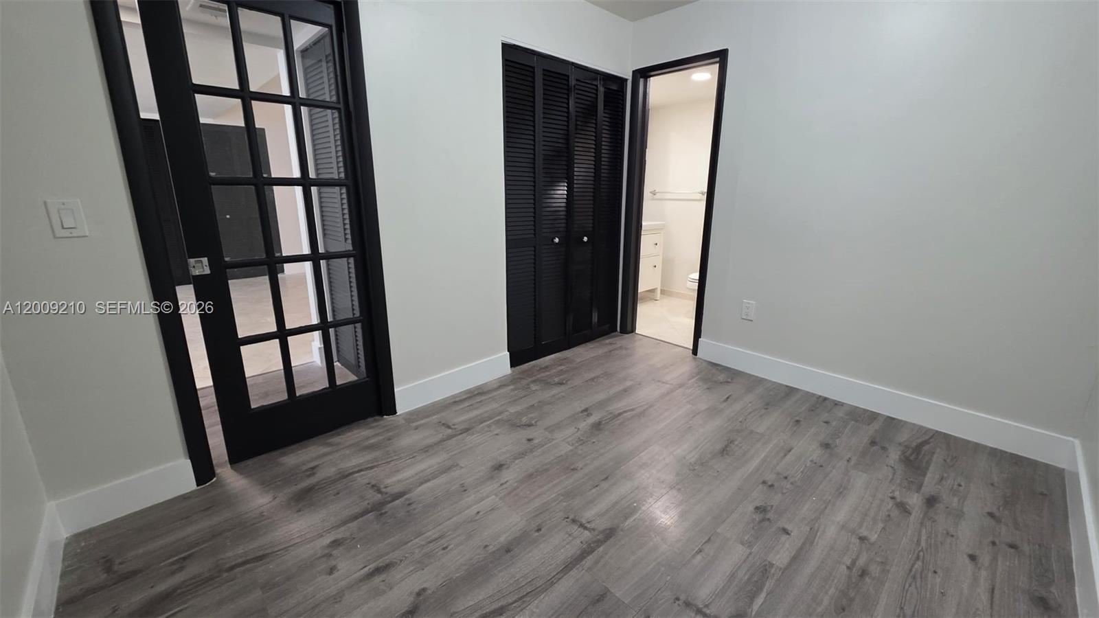 250 Galen Dr # 32