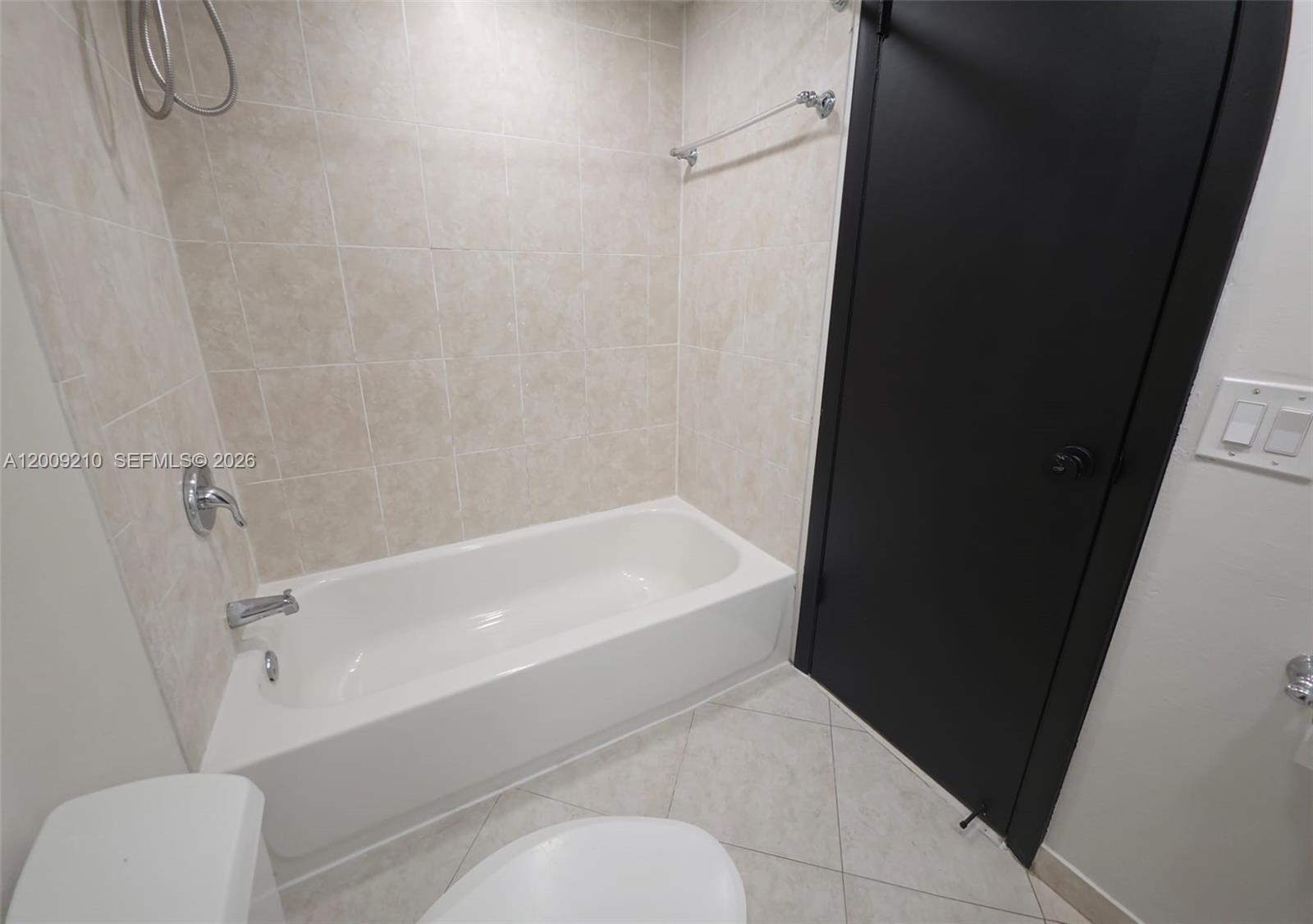 250 Galen Dr # 32