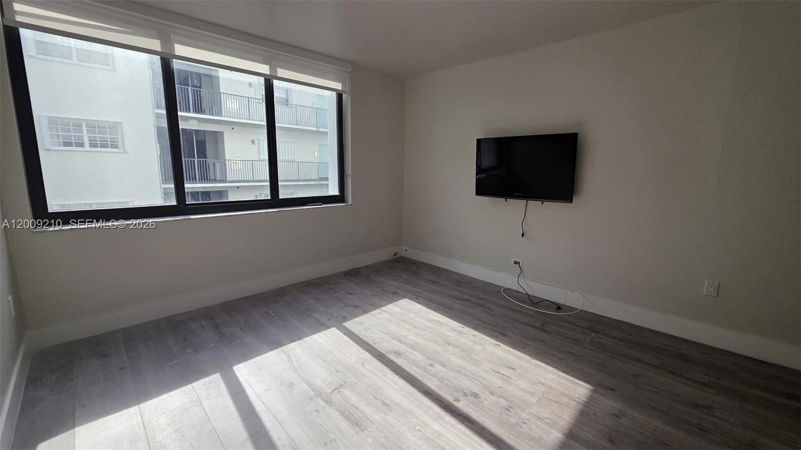 250 Galen Dr # 32