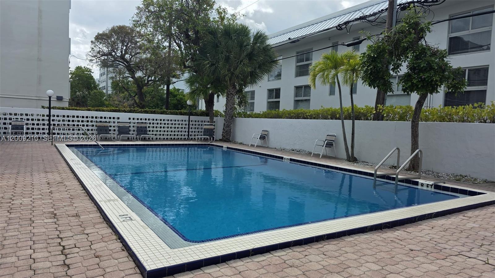 250 Galen Dr # 32