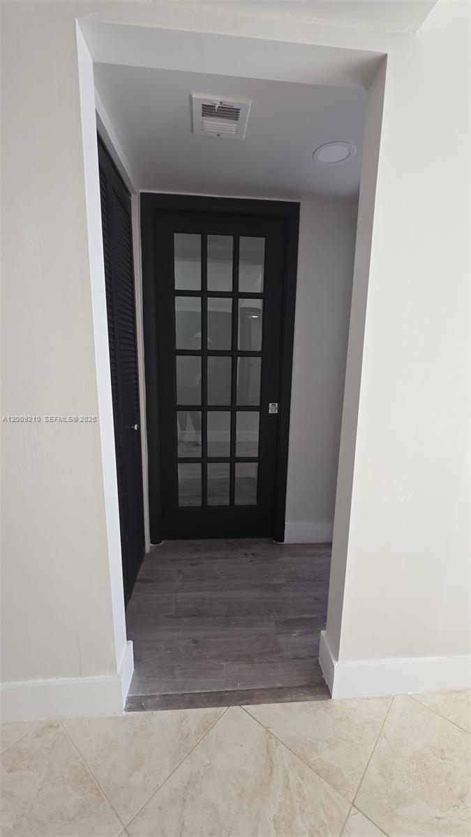 250 Galen Dr # 32