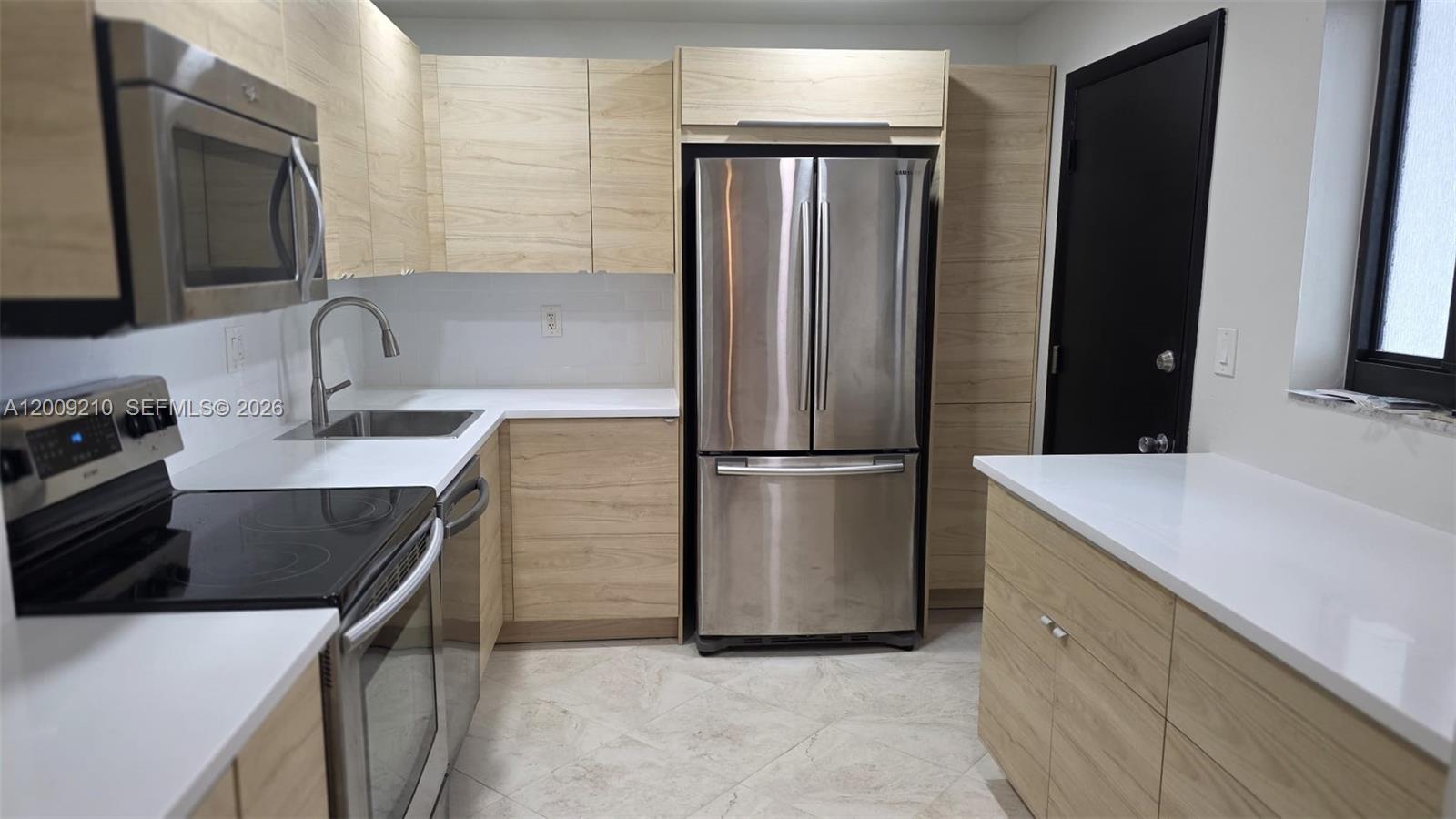 250 Galen Dr # 32