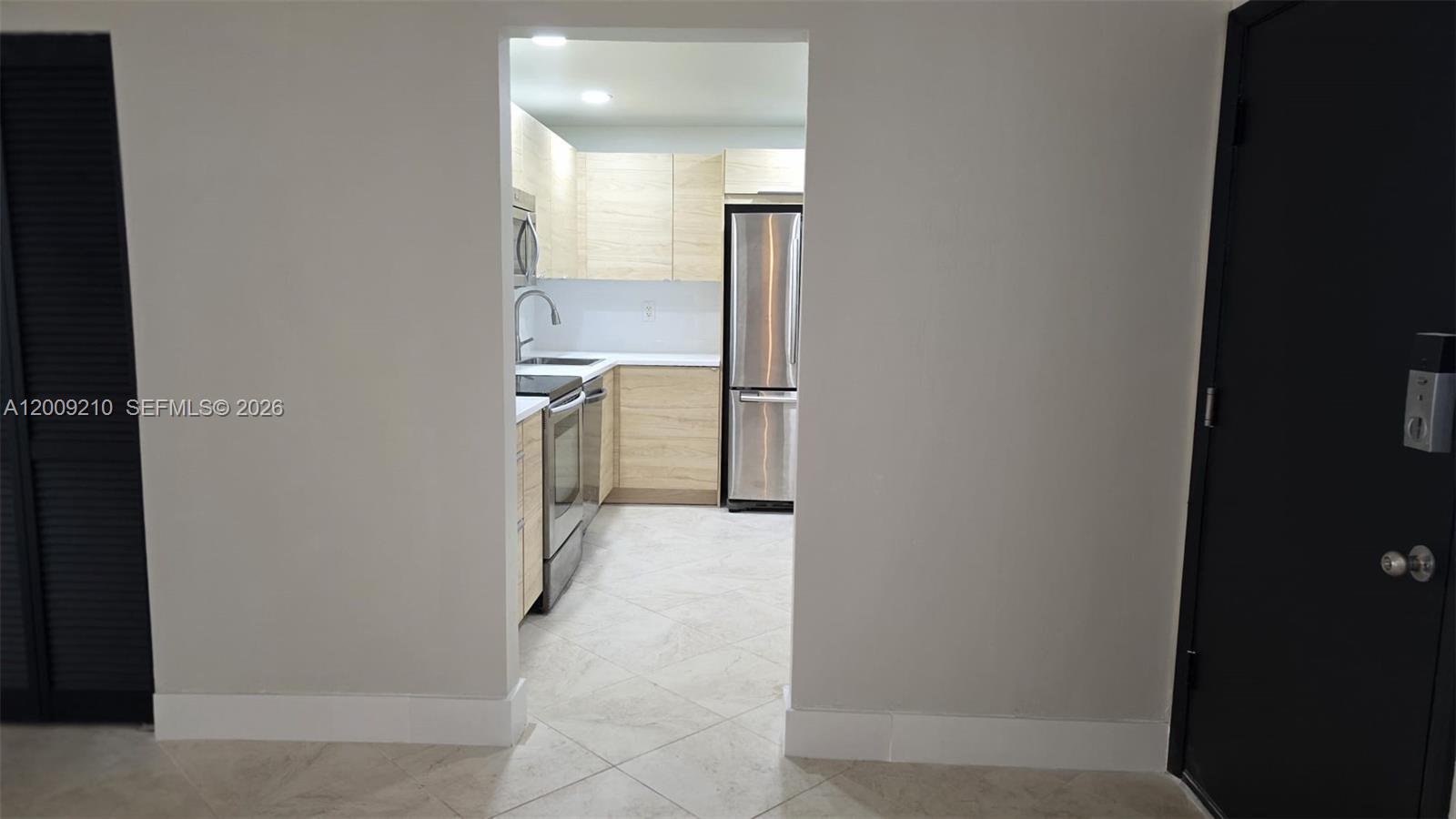 250 Galen Dr # 32