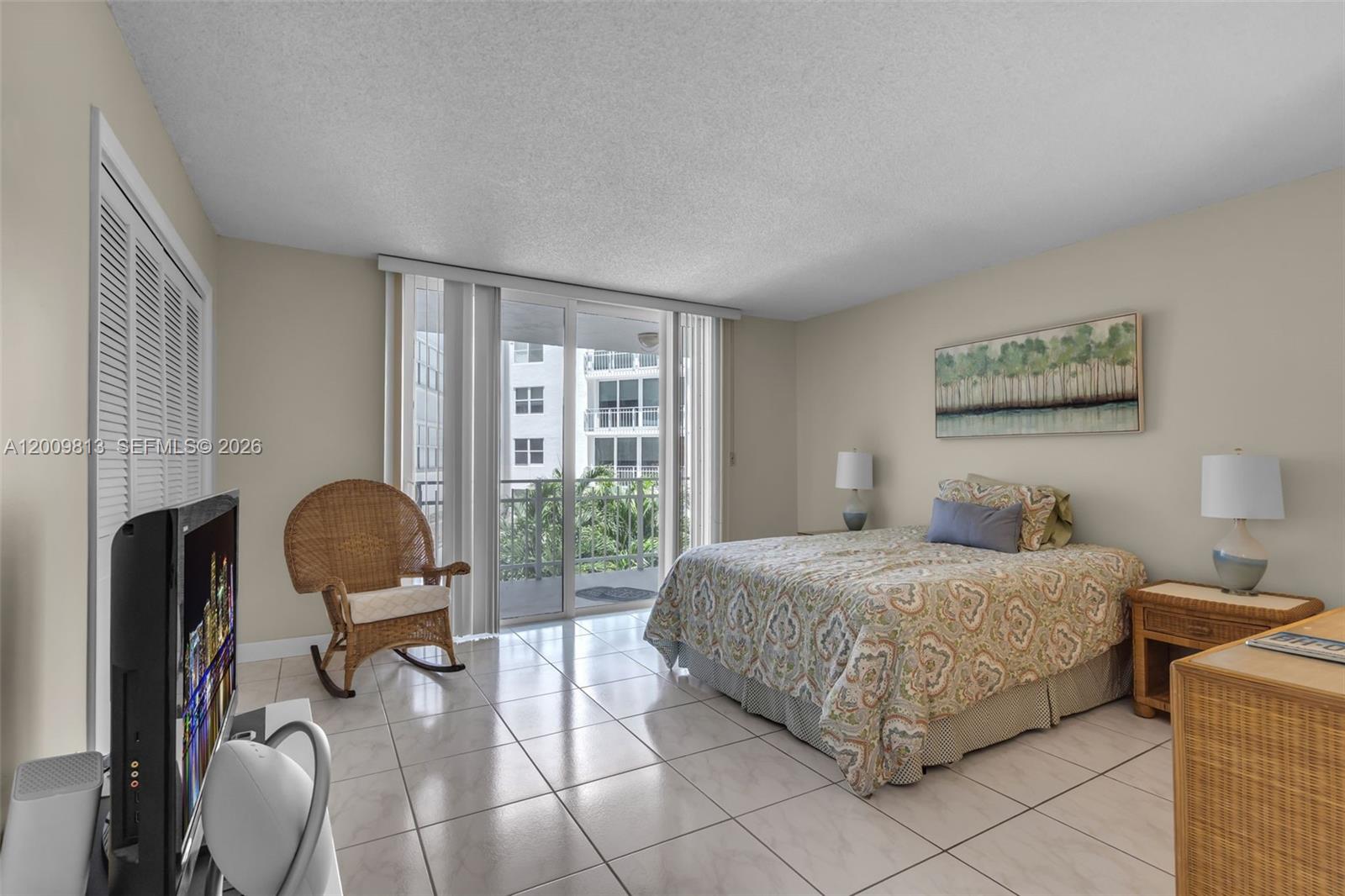 600 Grapetree Dr Unit: 4DS