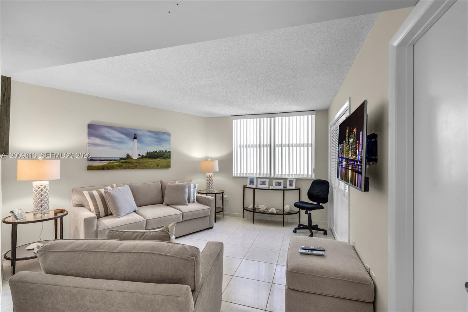 600 Grapetree Dr Unit: 4DS