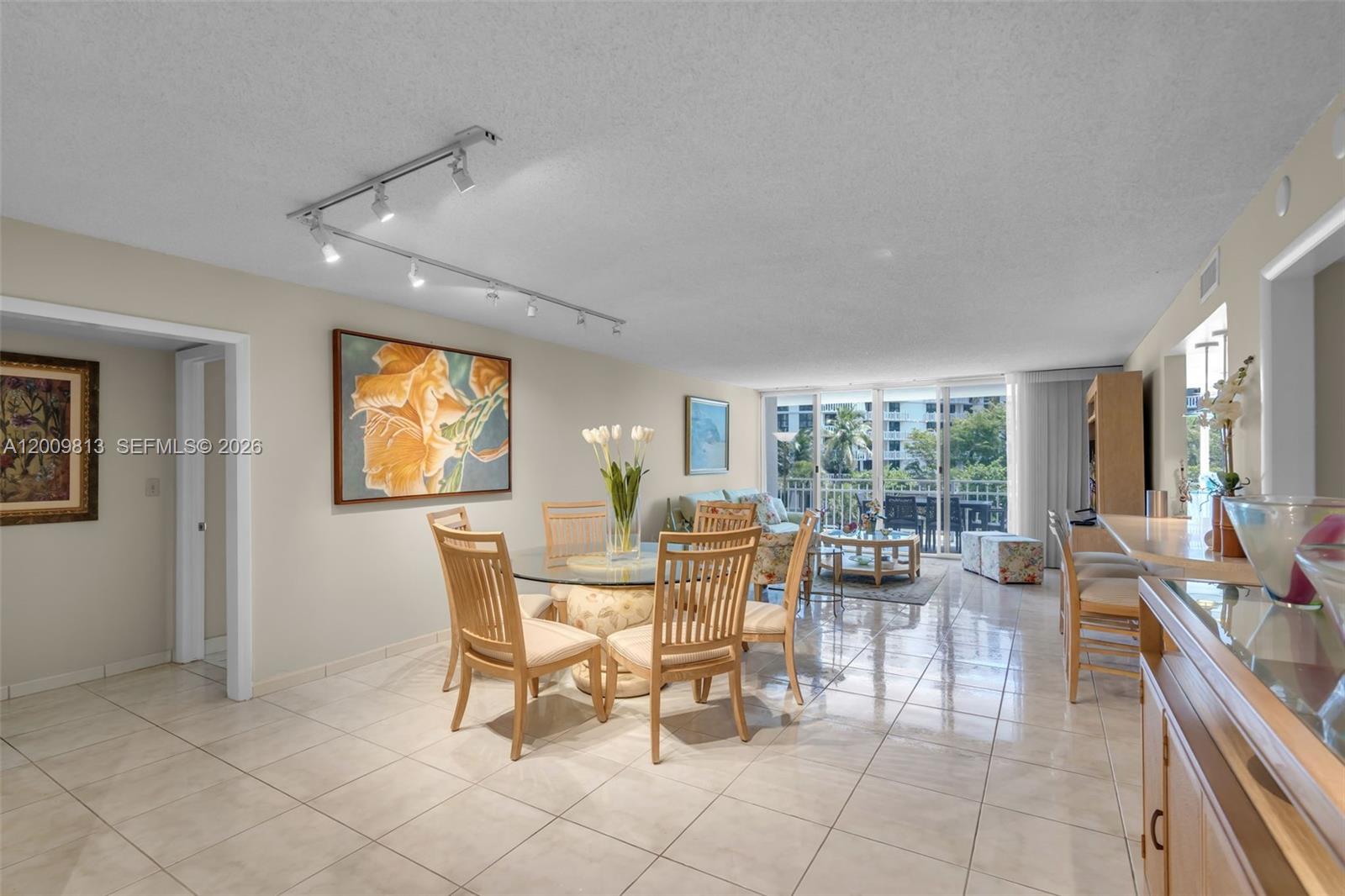600 Grapetree Dr Unit: 4DS