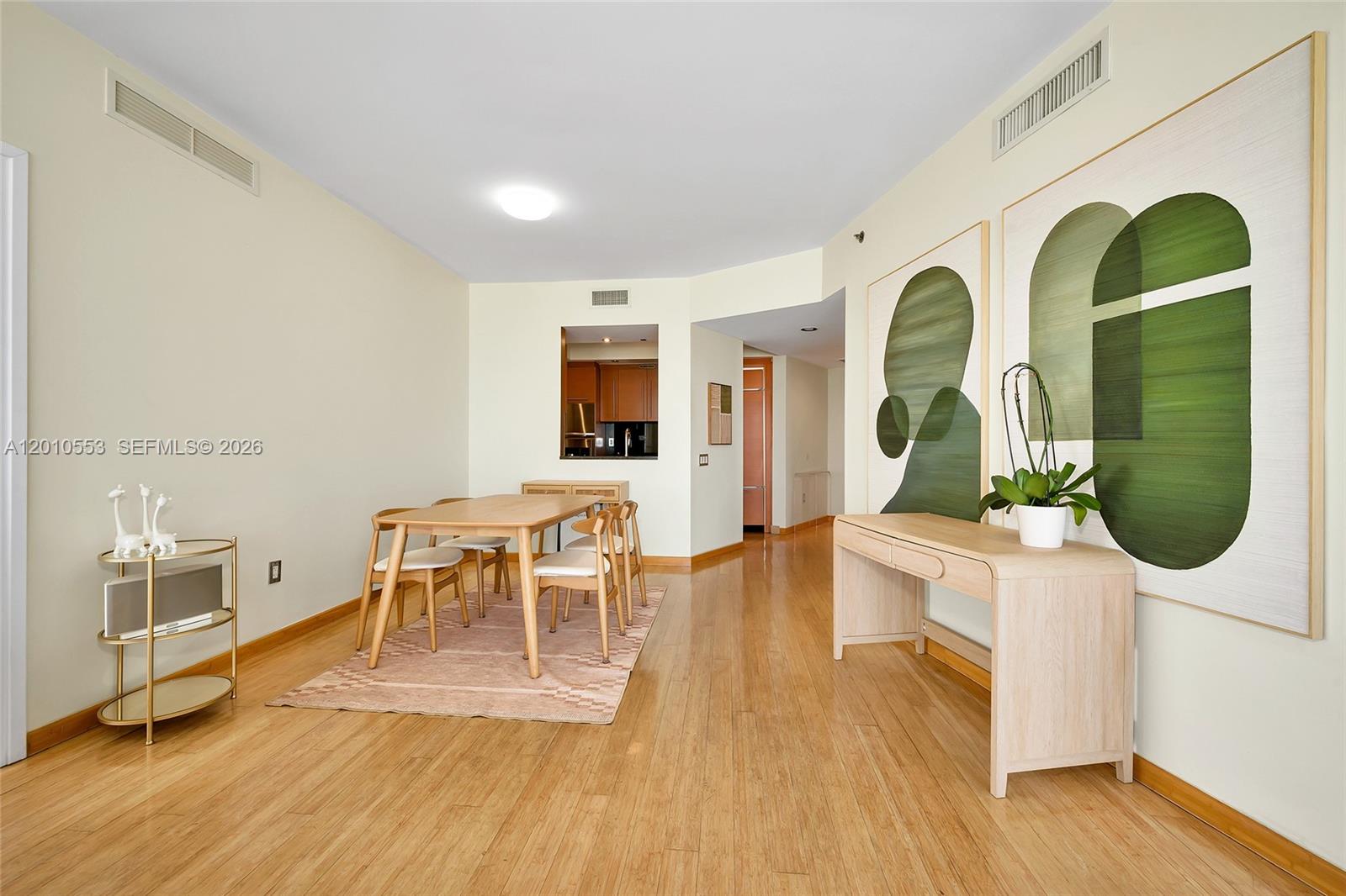 450 Alton Rd # 2810