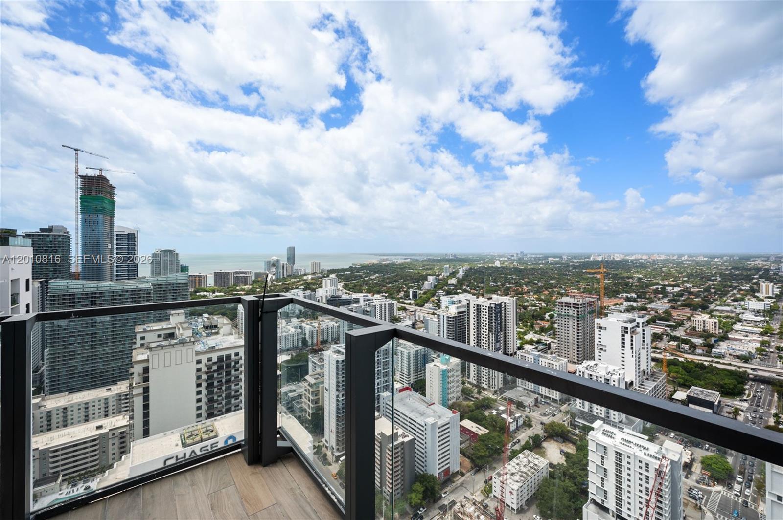 88 SW 7th St Unit: PH4301