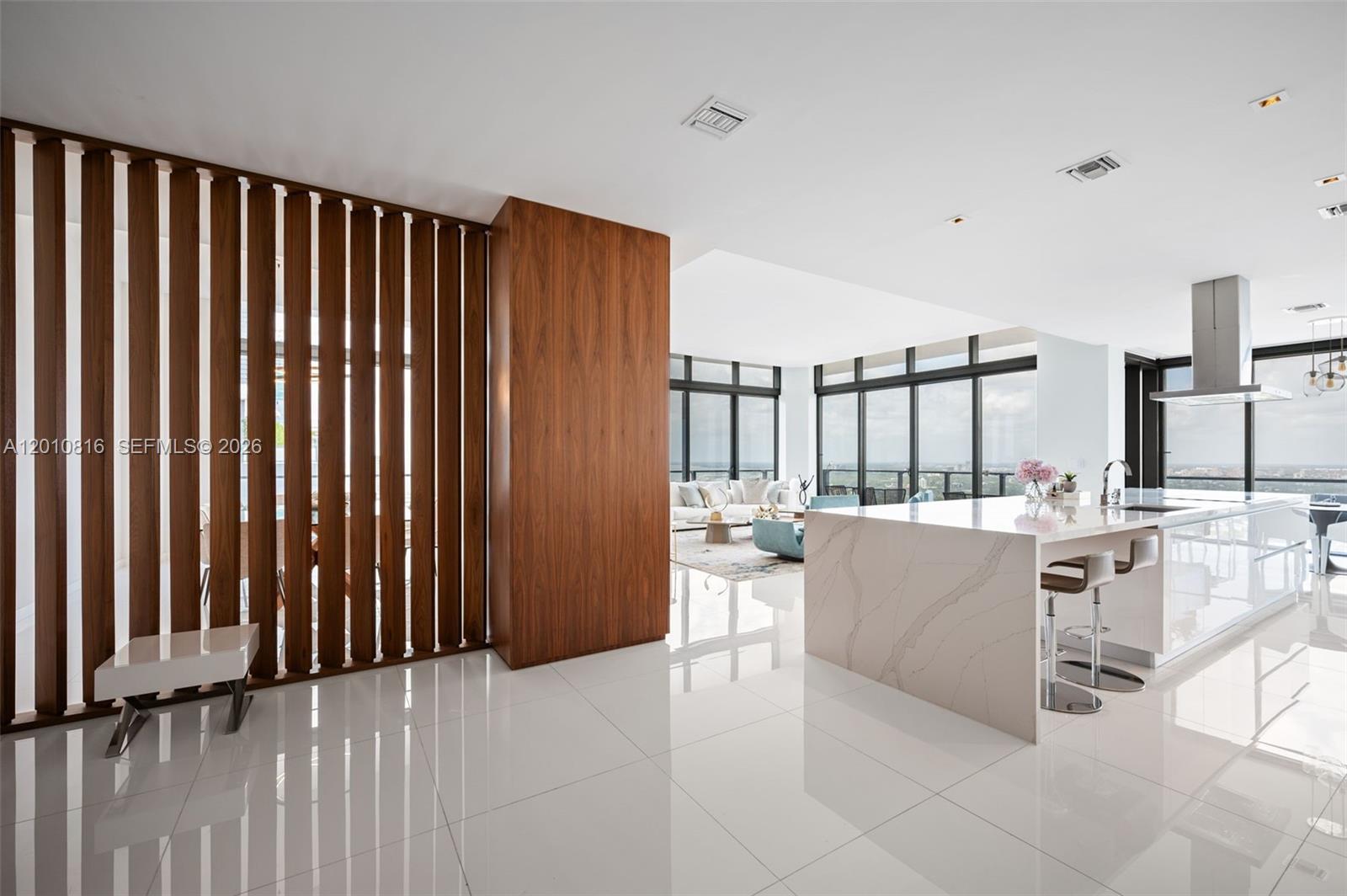 88 SW 7th St Unit: PH4301