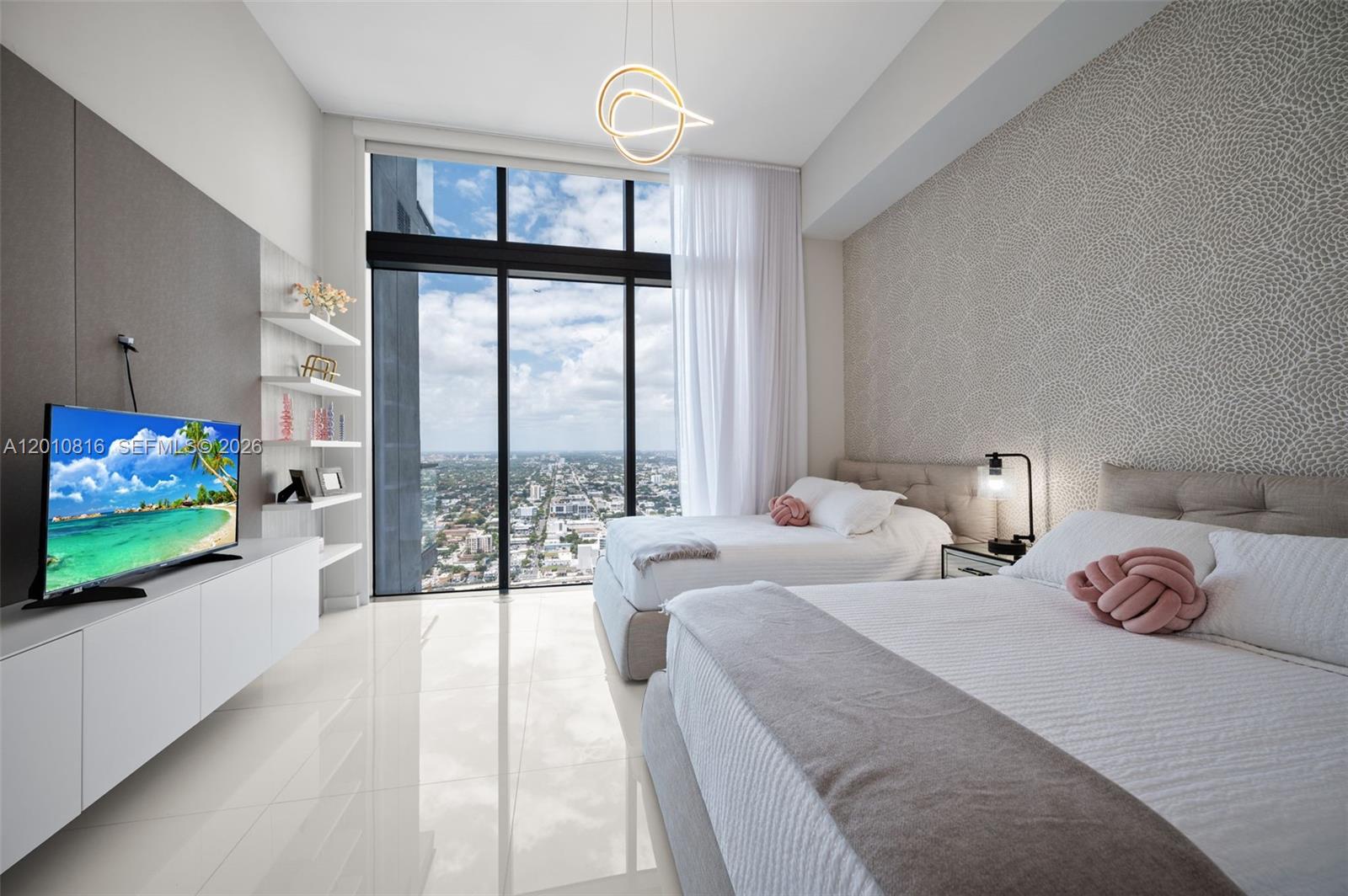 88 SW 7th St Unit: PH4301