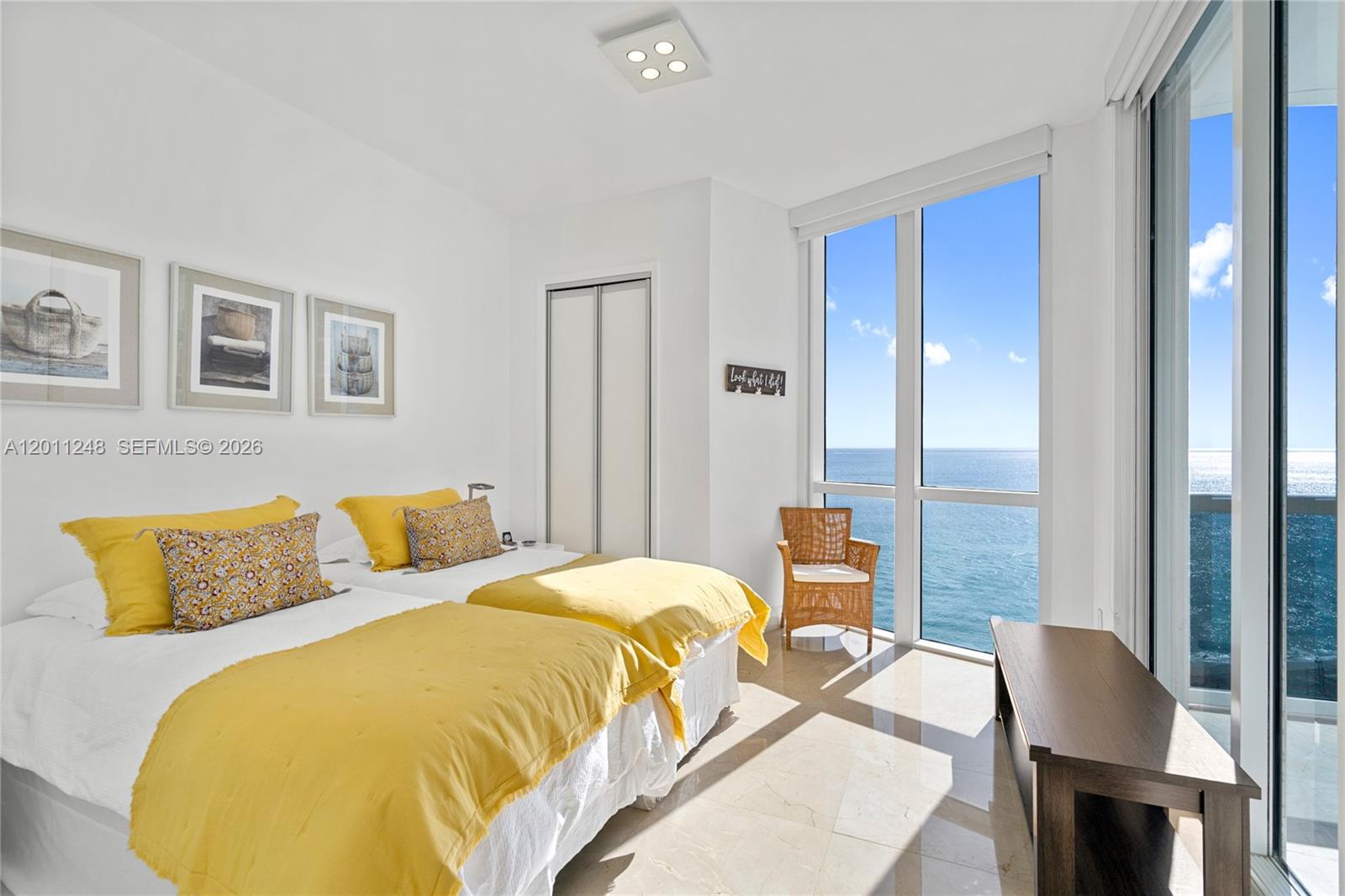 15901 Collins Ave # 1206
